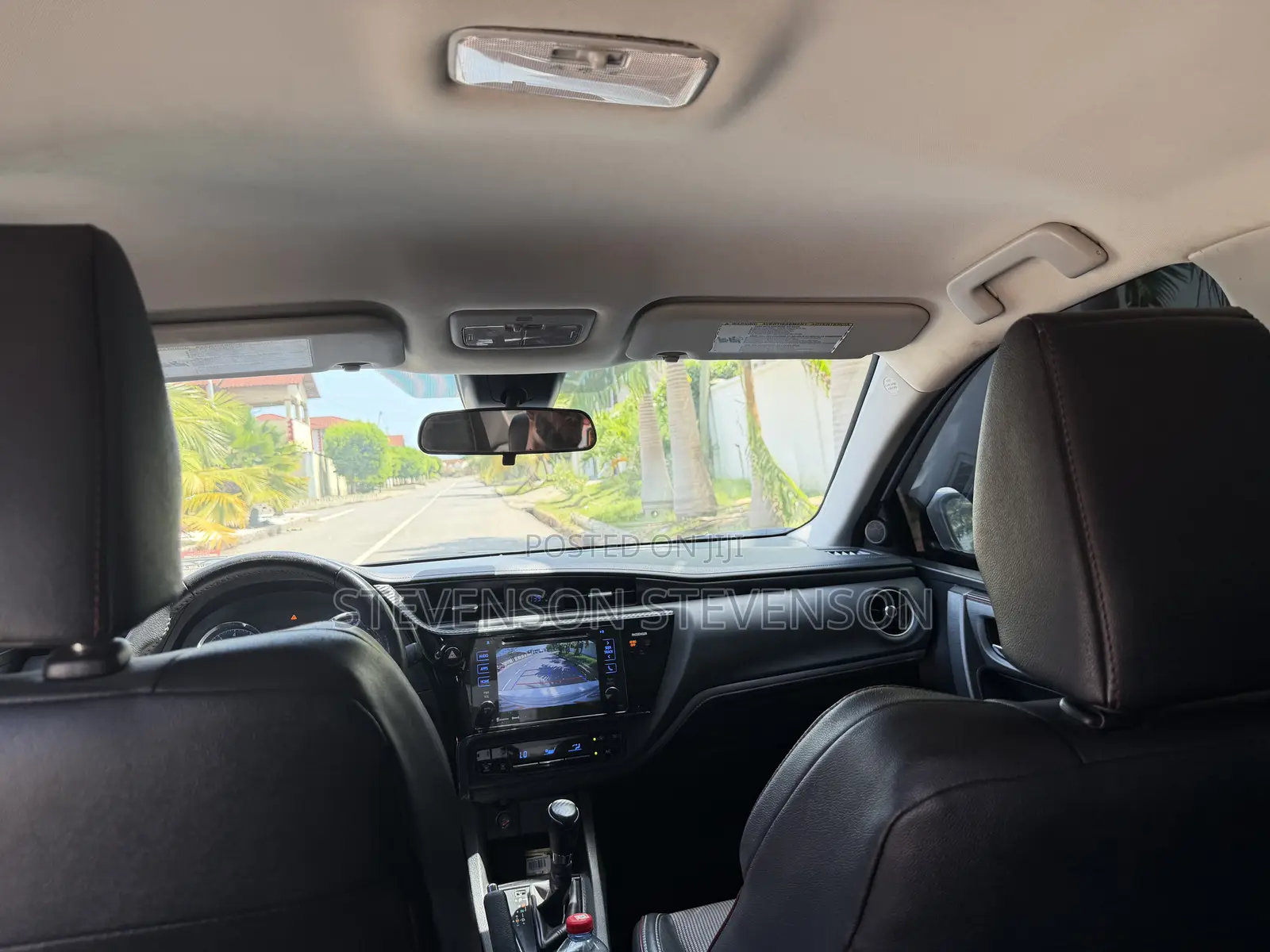 Toyota Corolla SE 4dr Sedan (1.8L 4cyl CVT) 2017 Silver