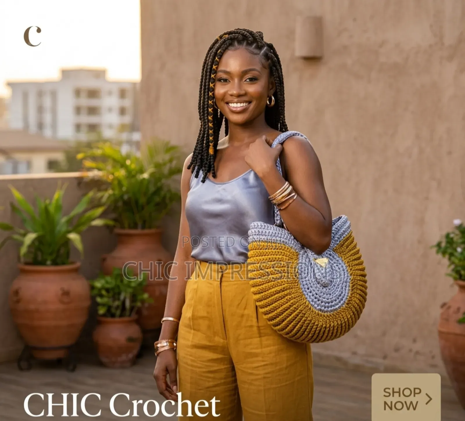 Chic Arc Crochet Bag