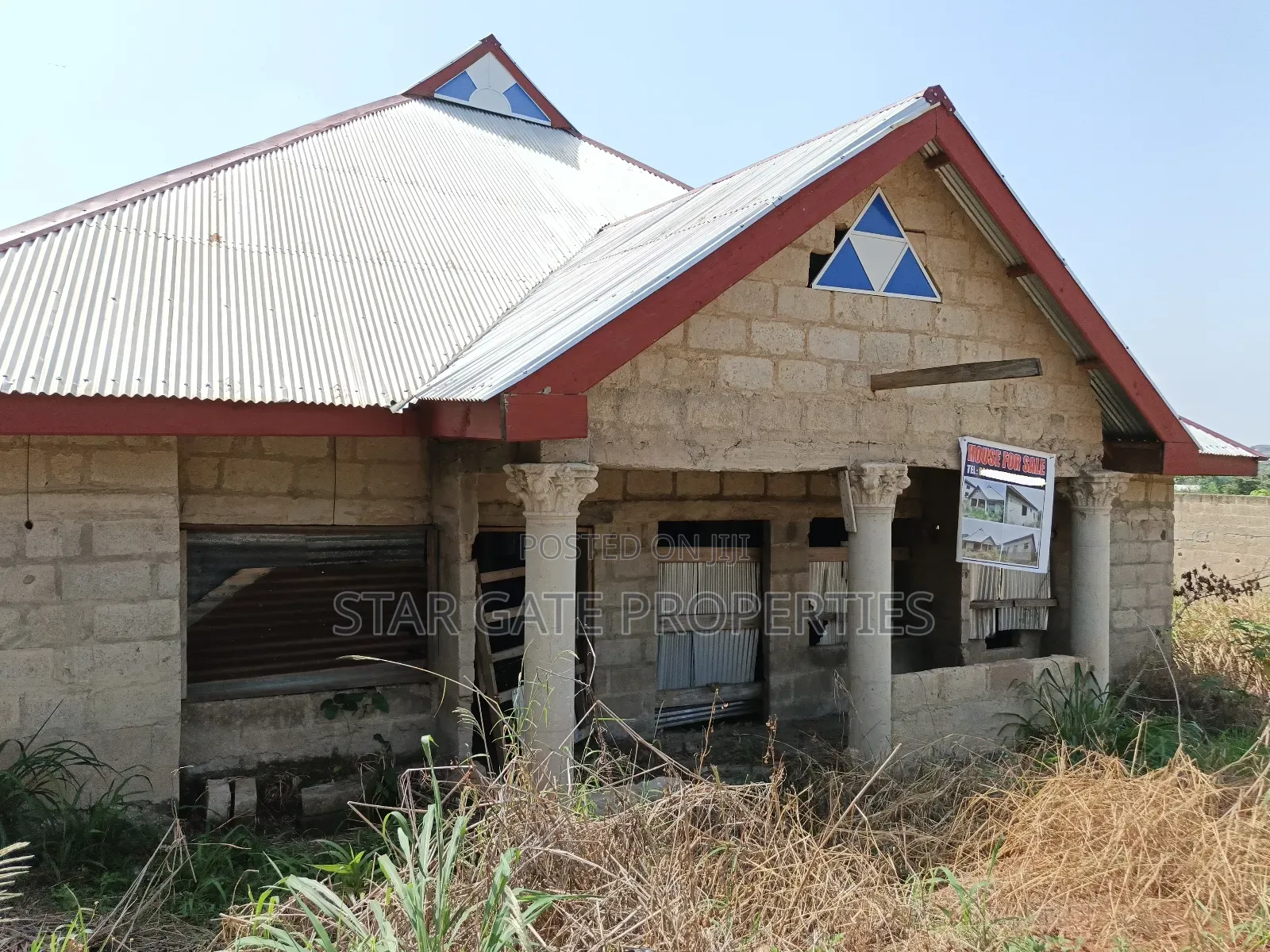 5bdrm House in Mampongteng Abrade, Kumasi Metropolitan for sale