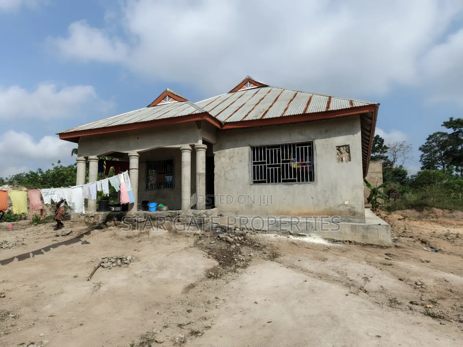 5bdrm House in Mampongteng Abrade, Kumasi Metropolitan for sale