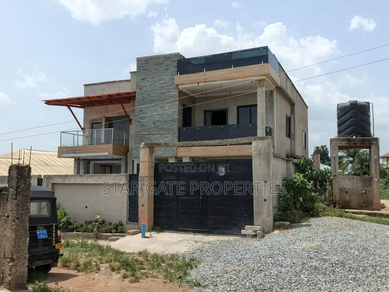 3bdrm House in Fawoade, Kumasi Metropolitan for sale