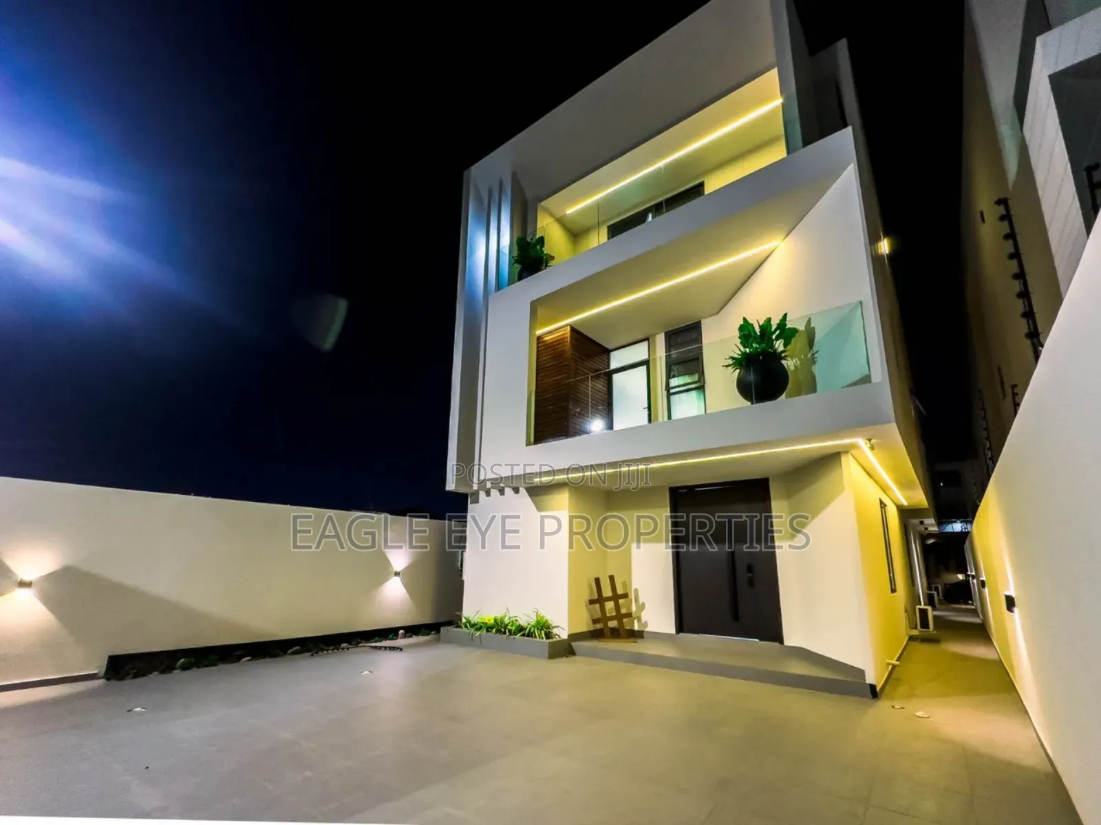 Furnished 4bdrm House in School Junction for sale