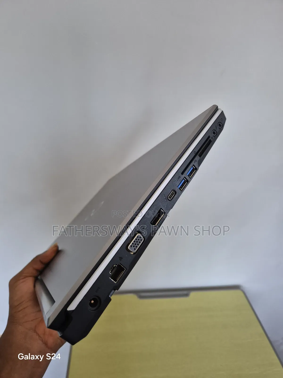 Laptop Fujitsu Celsius H710 16GB Intel Core i7 SSD 256GB