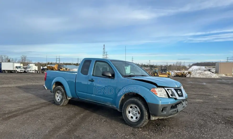 Nissan Frontier 2016 Blue
