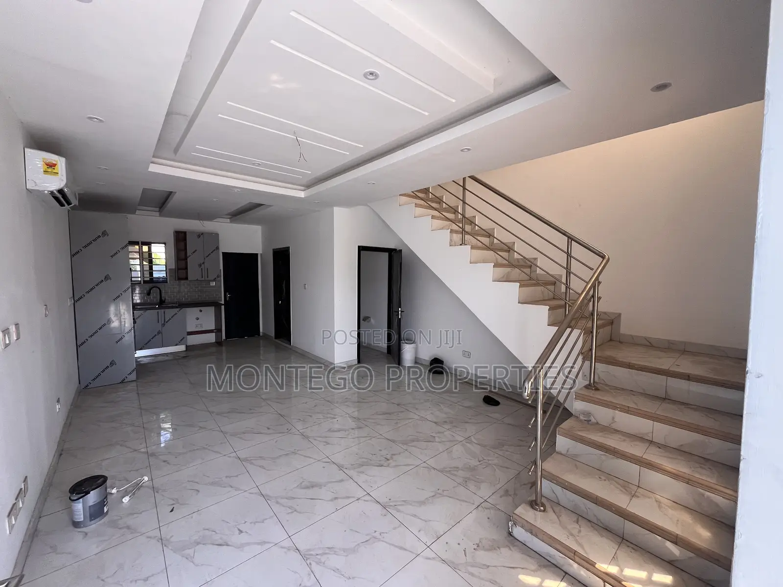 2bdrm Townhouse / Terrace in Adjiringanor, School Junction for rent