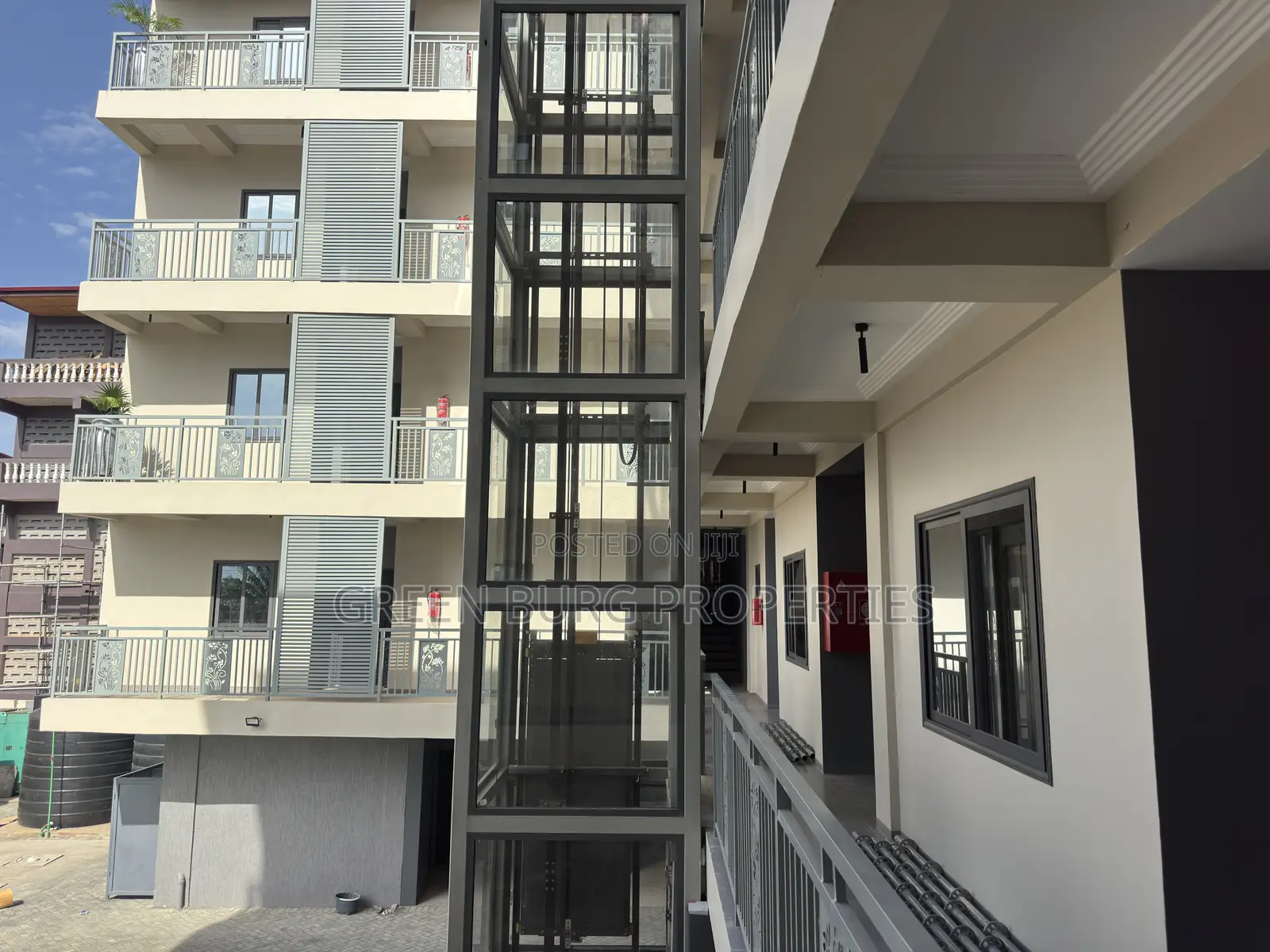 2bdrm Apartment in Green, Madina for rent