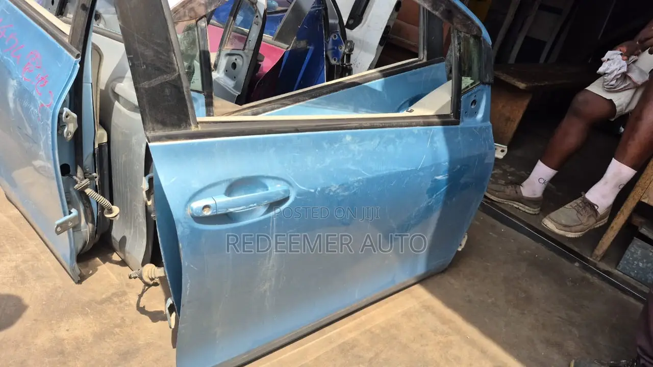 Toyota Vitz Doors 2007-2010