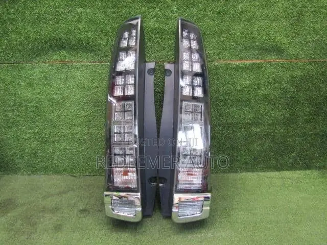 Toyota Voxy Taillight 2014,2015,2017,2018