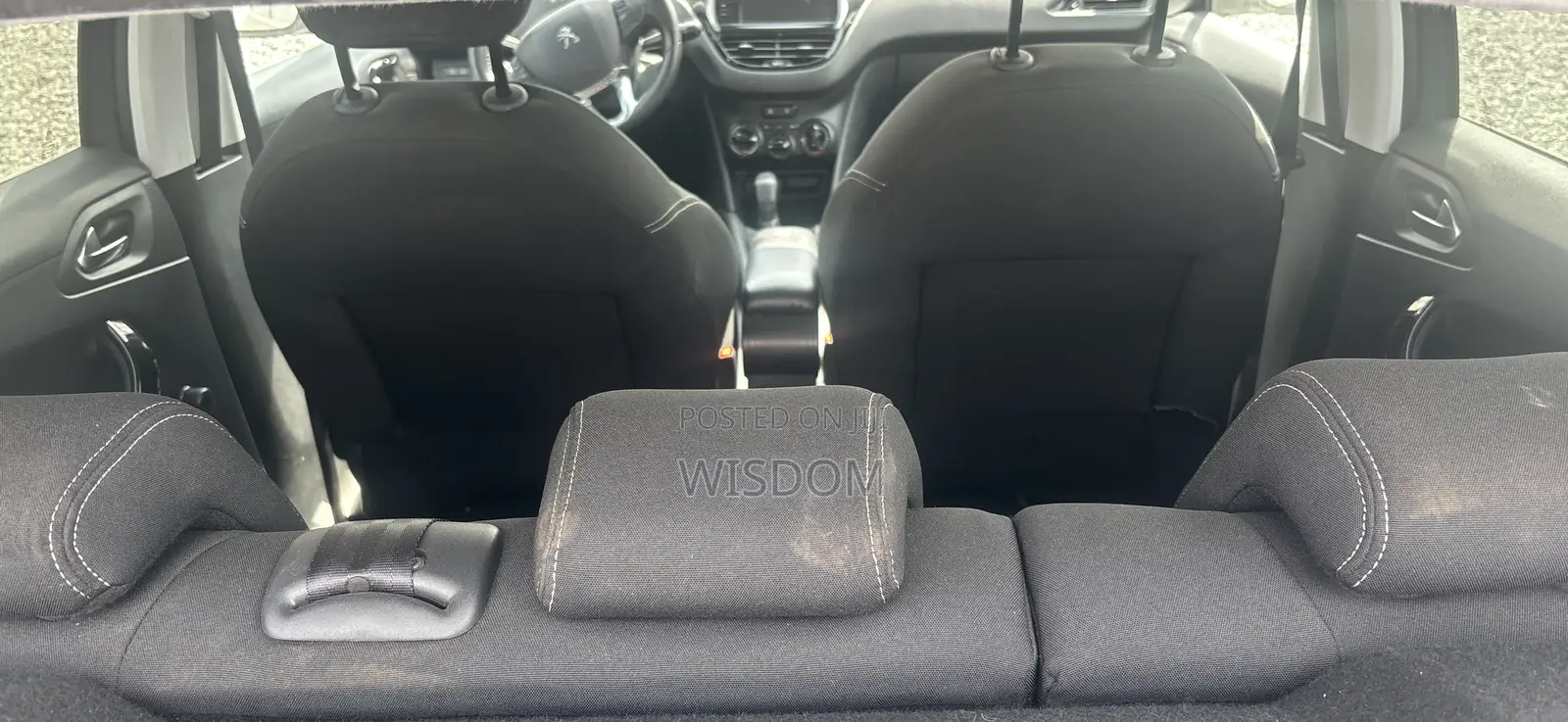 Peugeot 208 2016 Matt Black