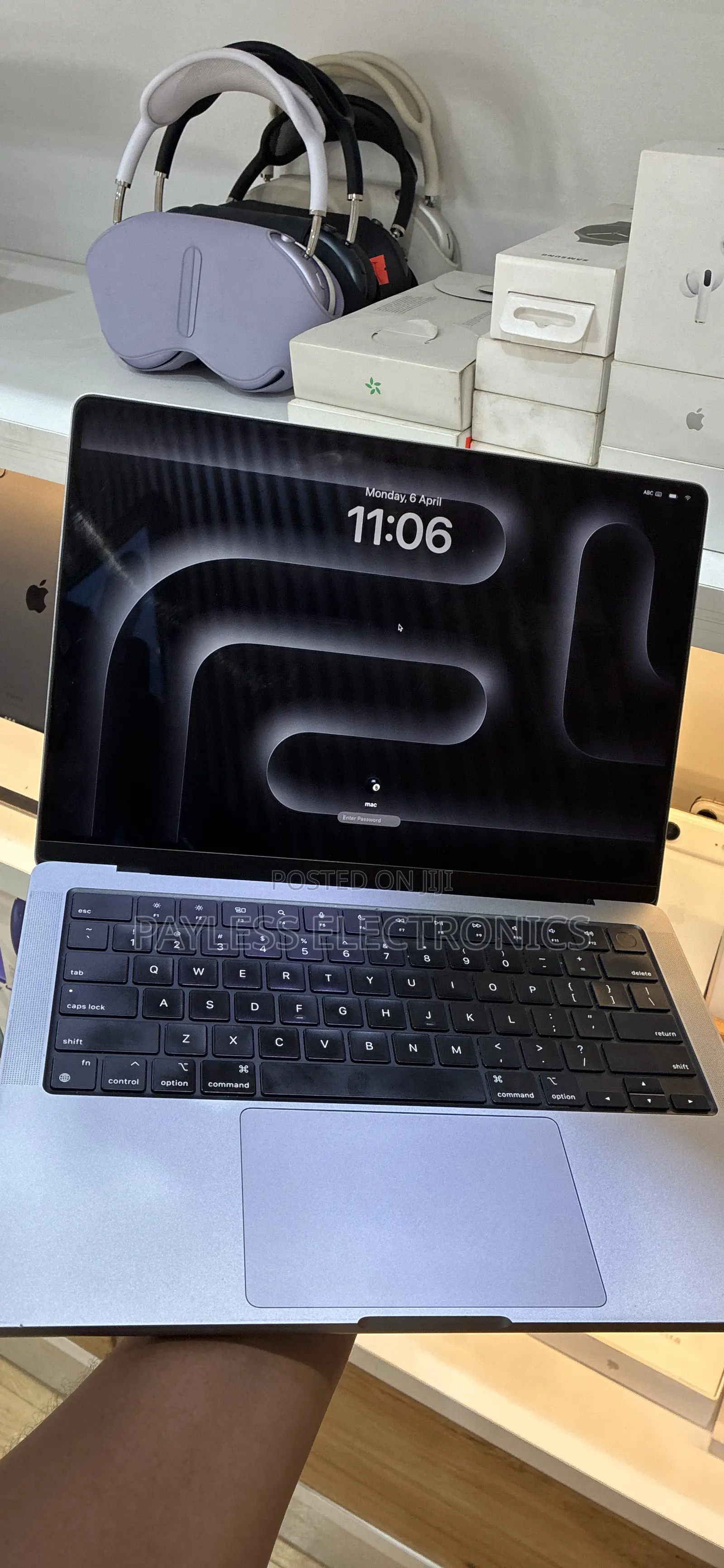 Laptop Apple MacBook Pro 2021 M1 16GB Apple M1 SSD 512GB