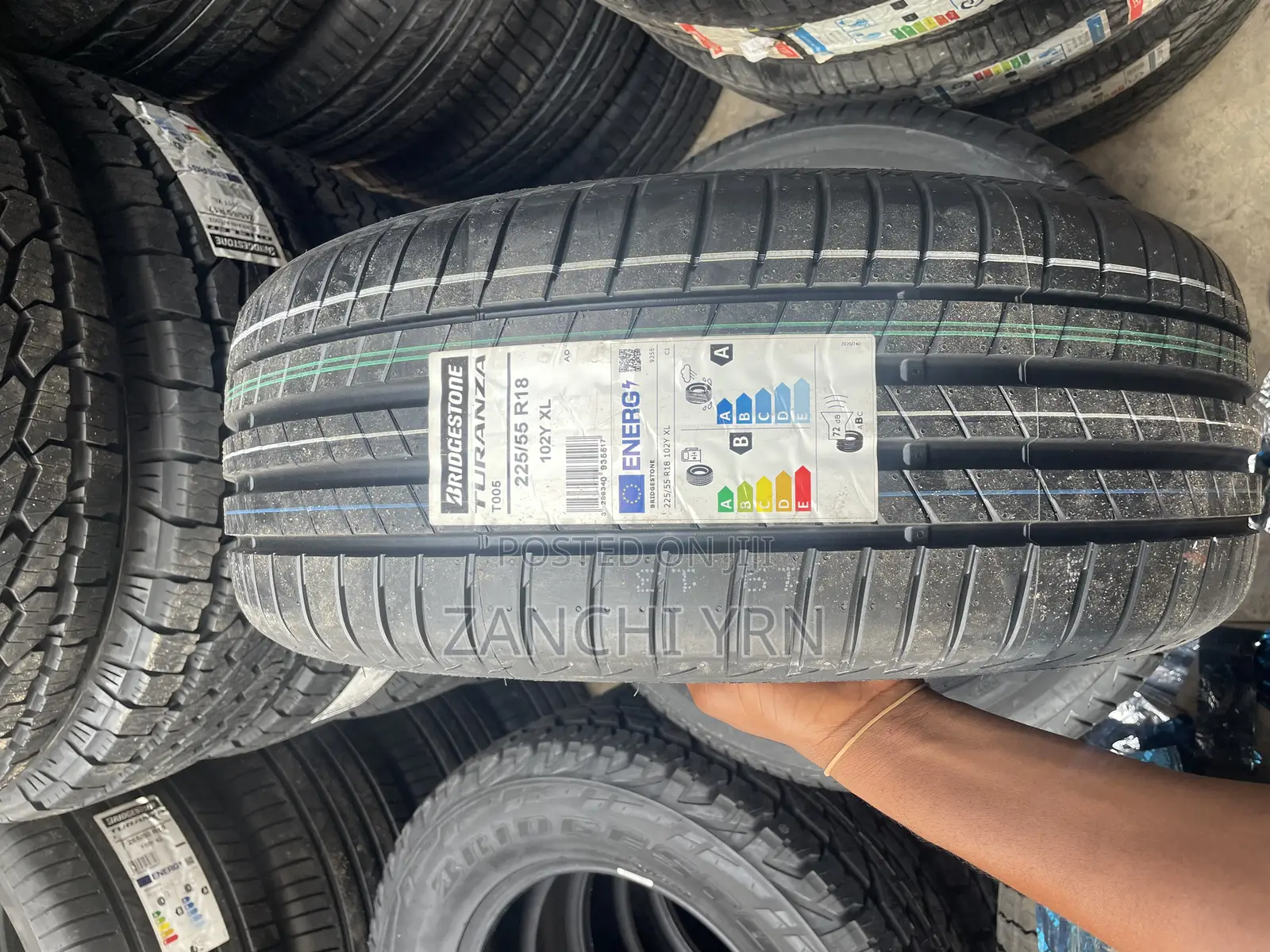 225/55r18 Bridgestone Turanza T005