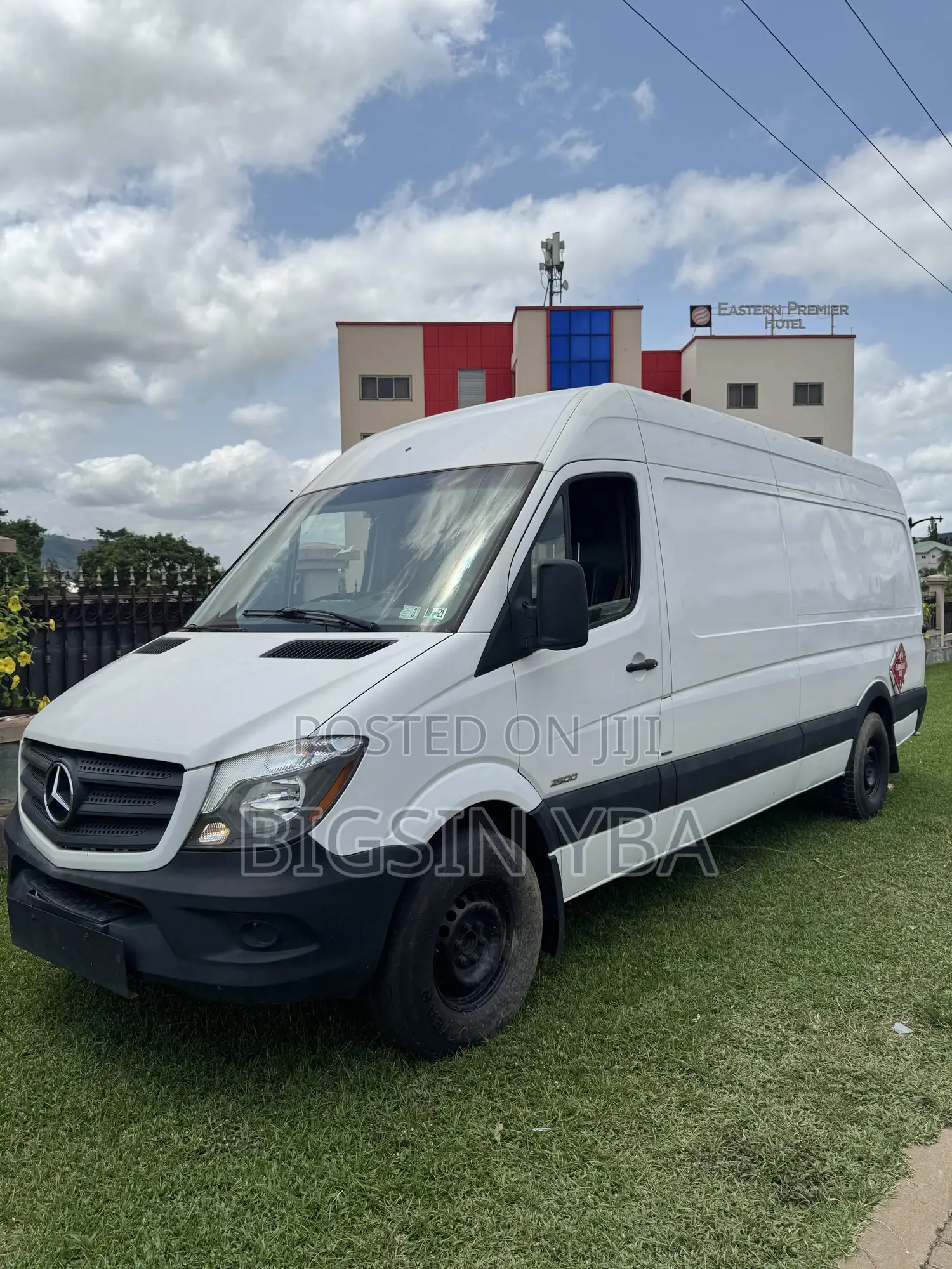 Mercedes-Benz Sprinter 2011 White