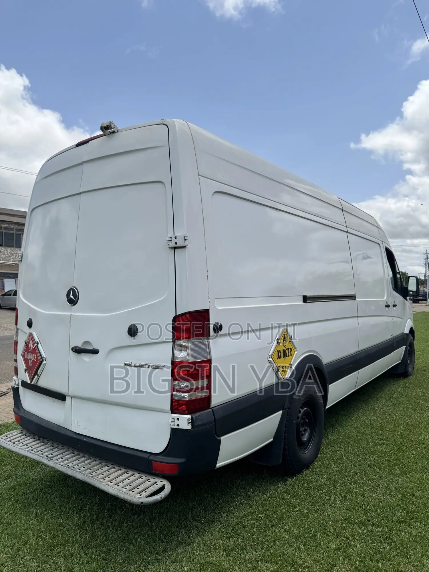 Mercedes-Benz Sprinter 2011 White