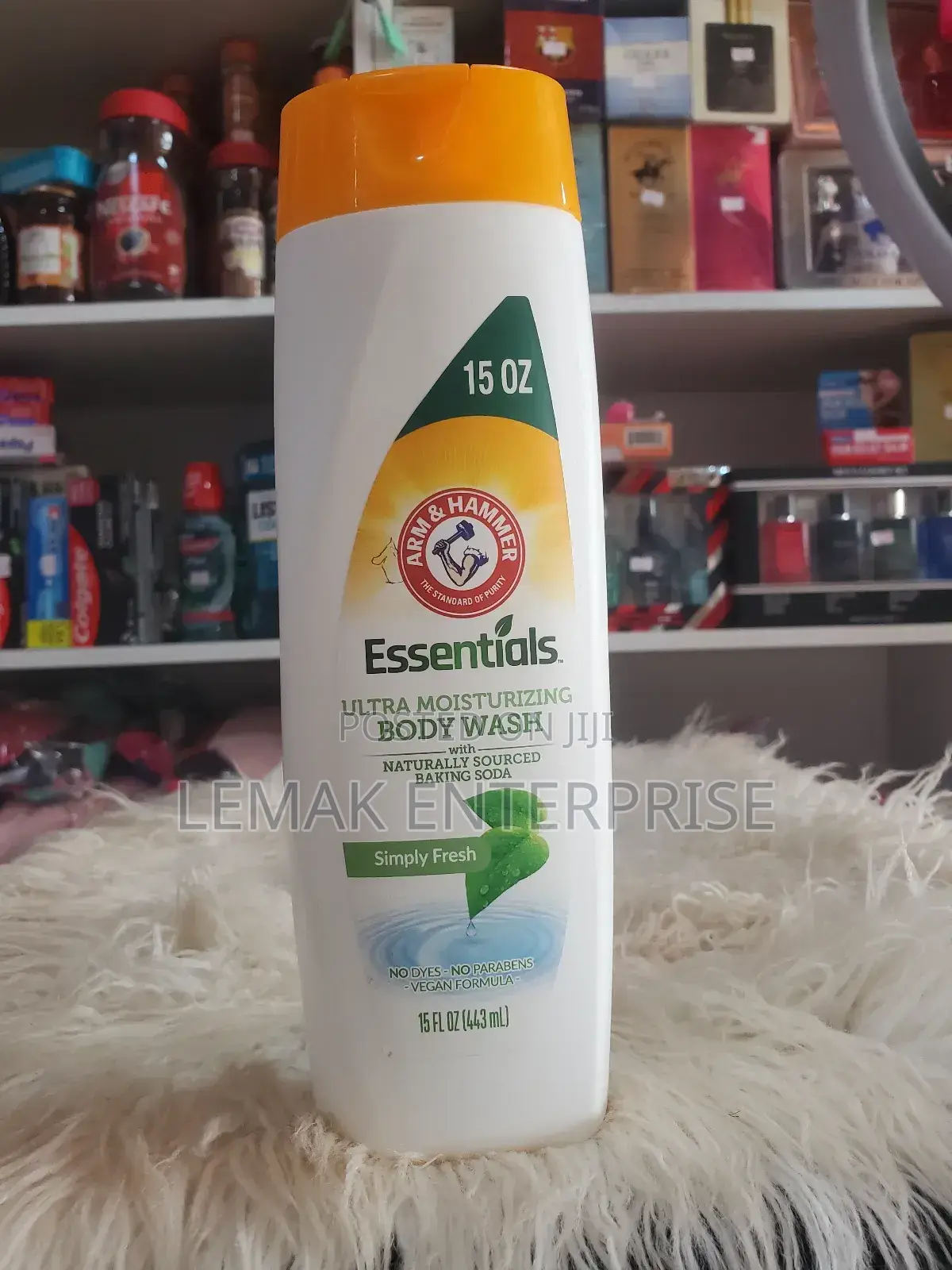 Arm Hammer Essentials Ultra Moisturizing Body Wash