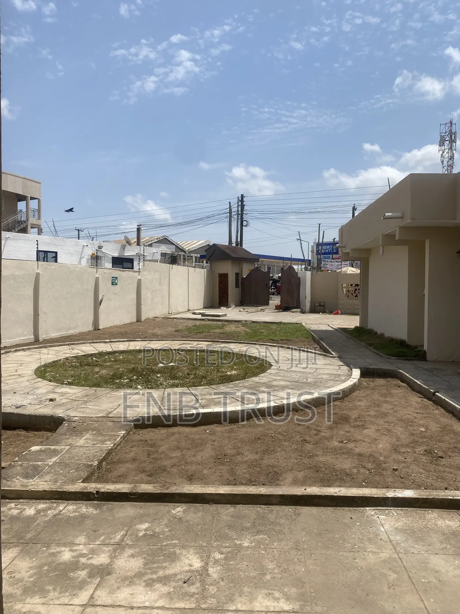 12 Bedrooms Office for Rent at Dome Market Road