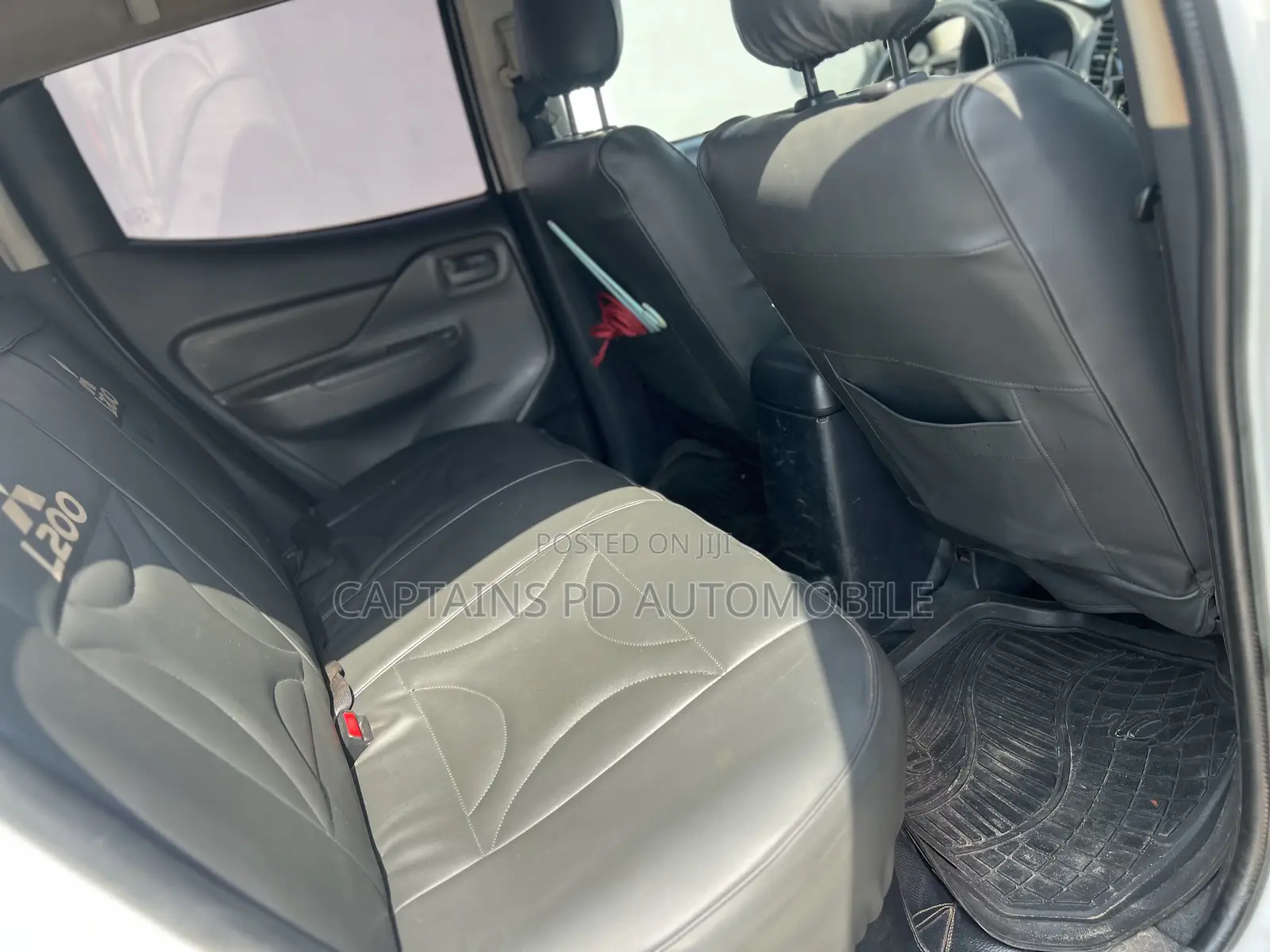 Mitsubishi L200 2016 White