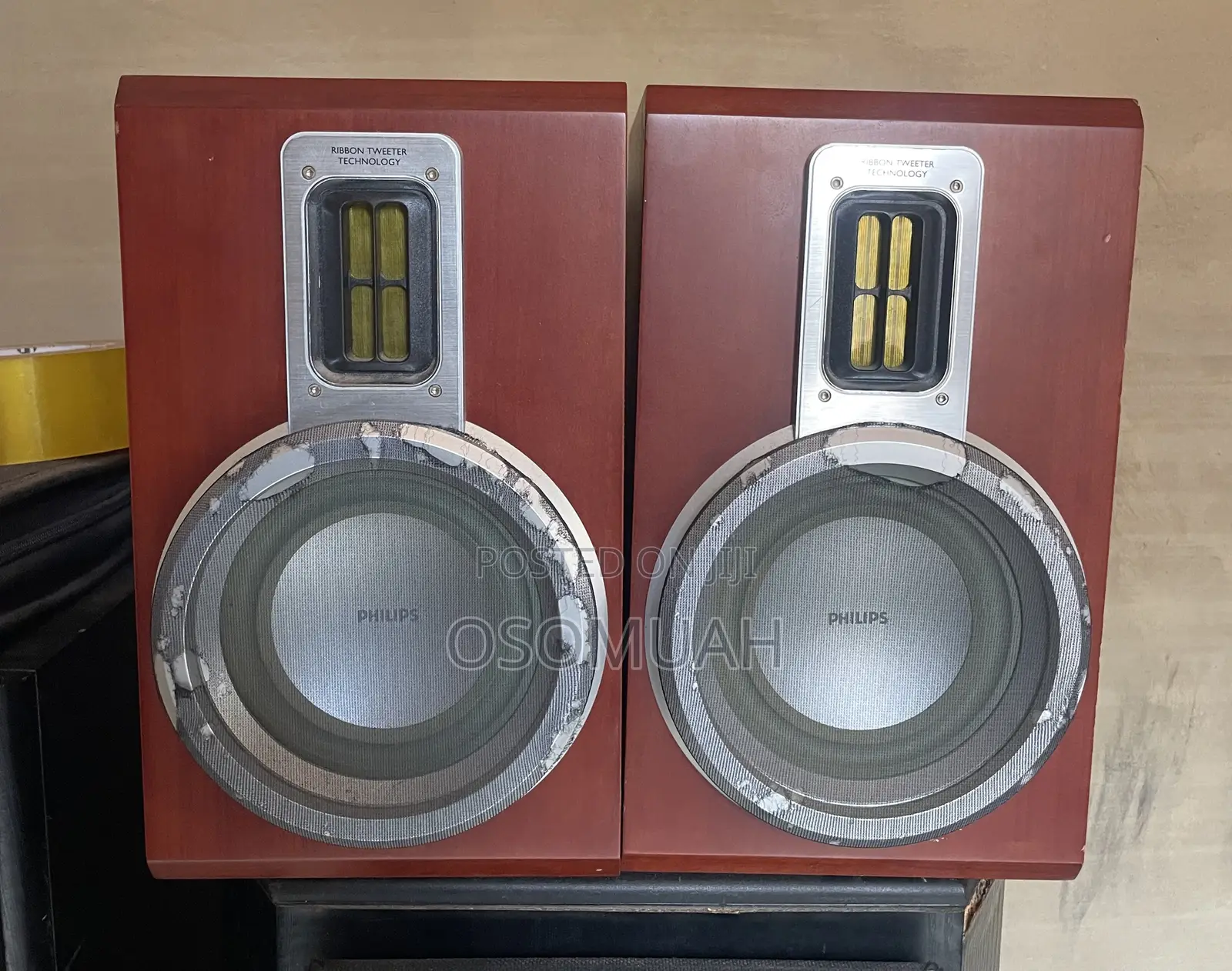 Philips Bookshelf Speakers