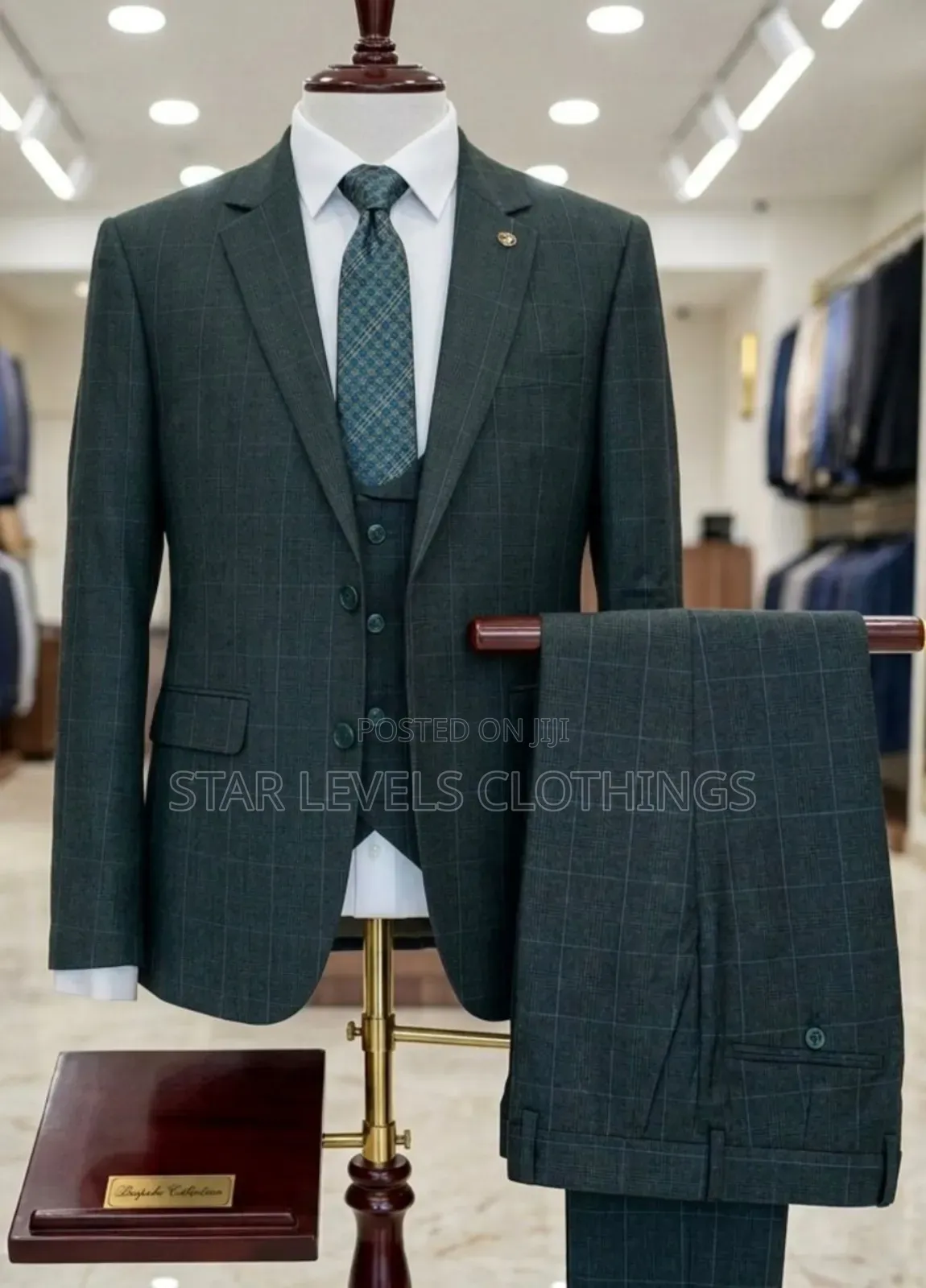 Official Men Suits in All Shades and Sizes(30_40)