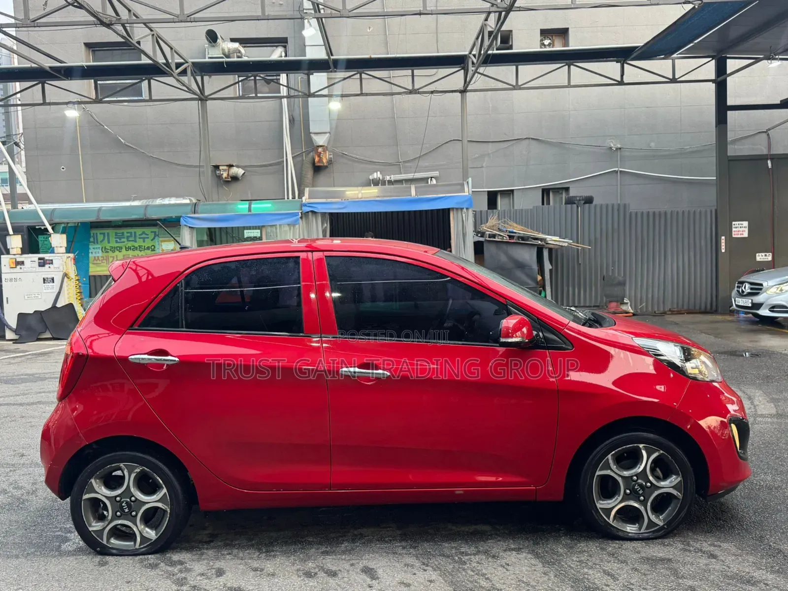 Kia Morning 2013 Red
