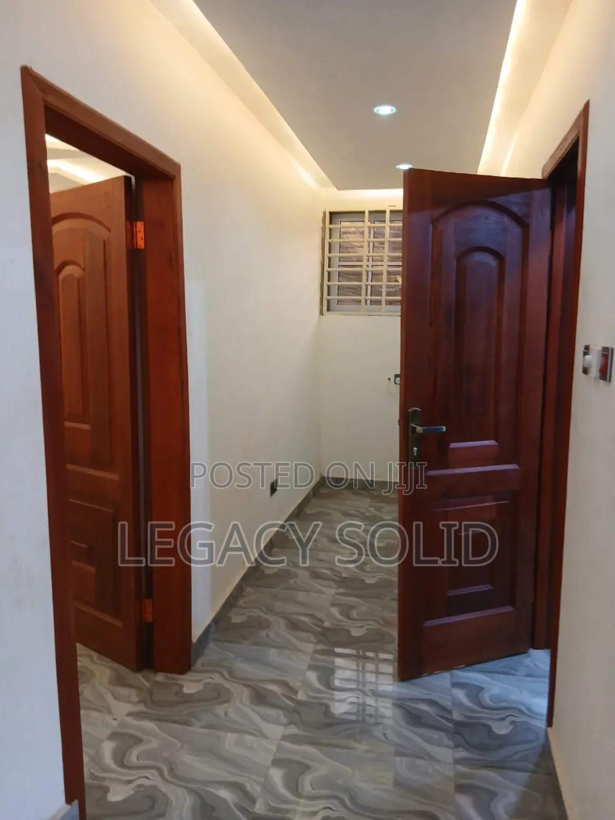 2bdrm Apartment in Legacy Solid Real, New Town for rent