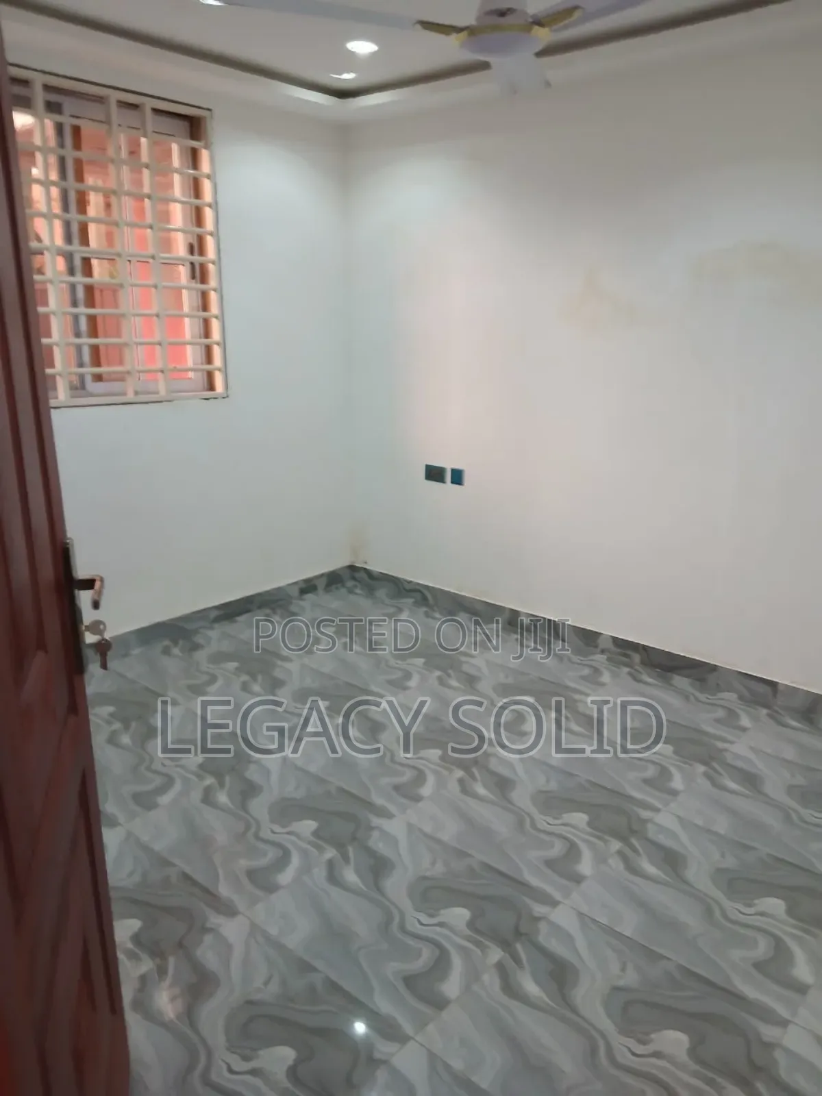 2bdrm Apartment in Legacy Solid Real, New Town for rent