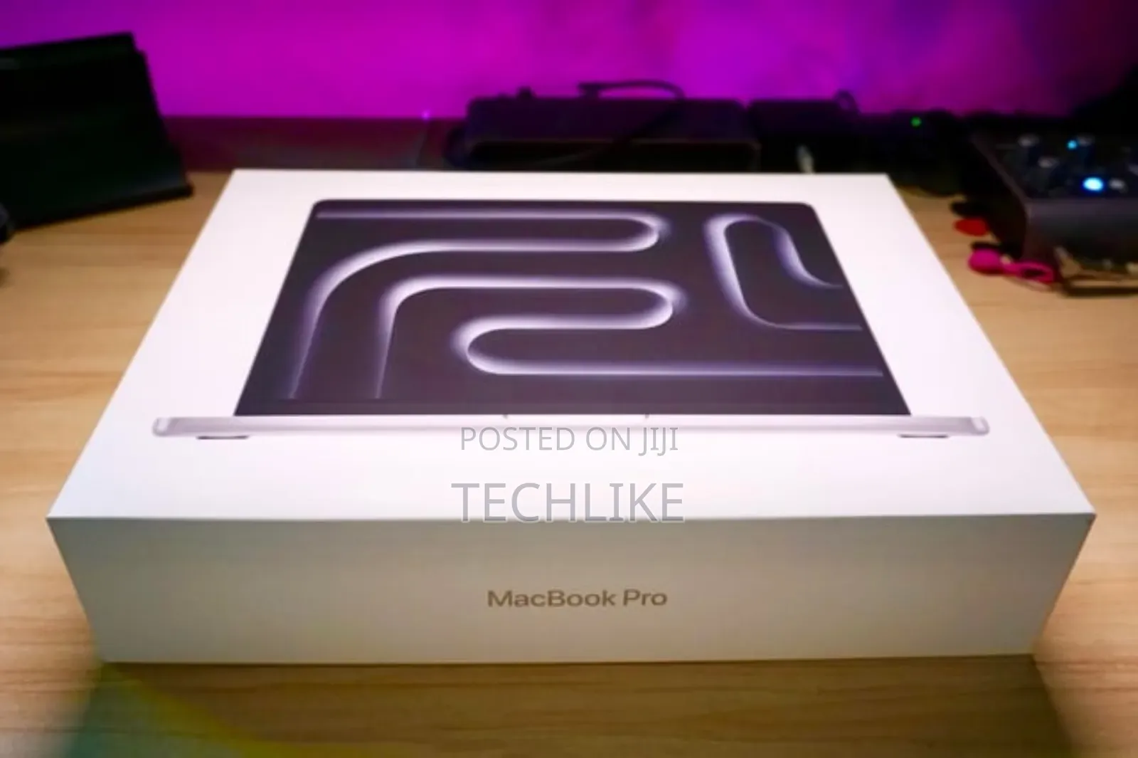 New Laptop Apple MacBook Pro 2025 M5 14-inch 24GB Apple M5 SSD 1T