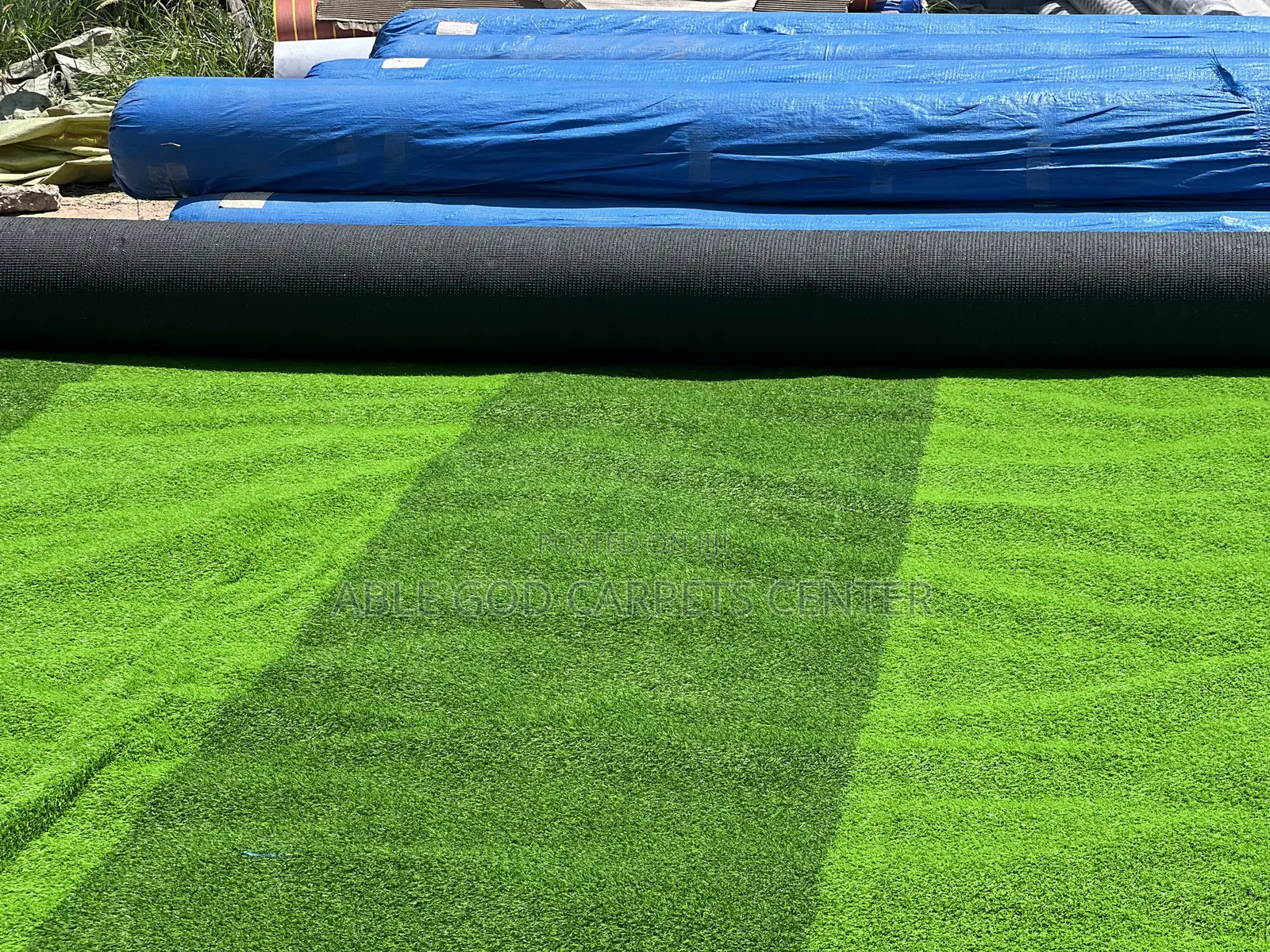 Bundles of Artificial Grass for Pitch and Sports