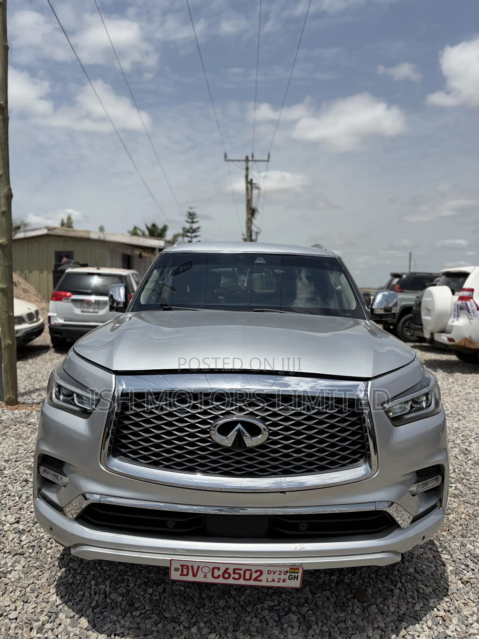 Infiniti QX80 2017 Silver