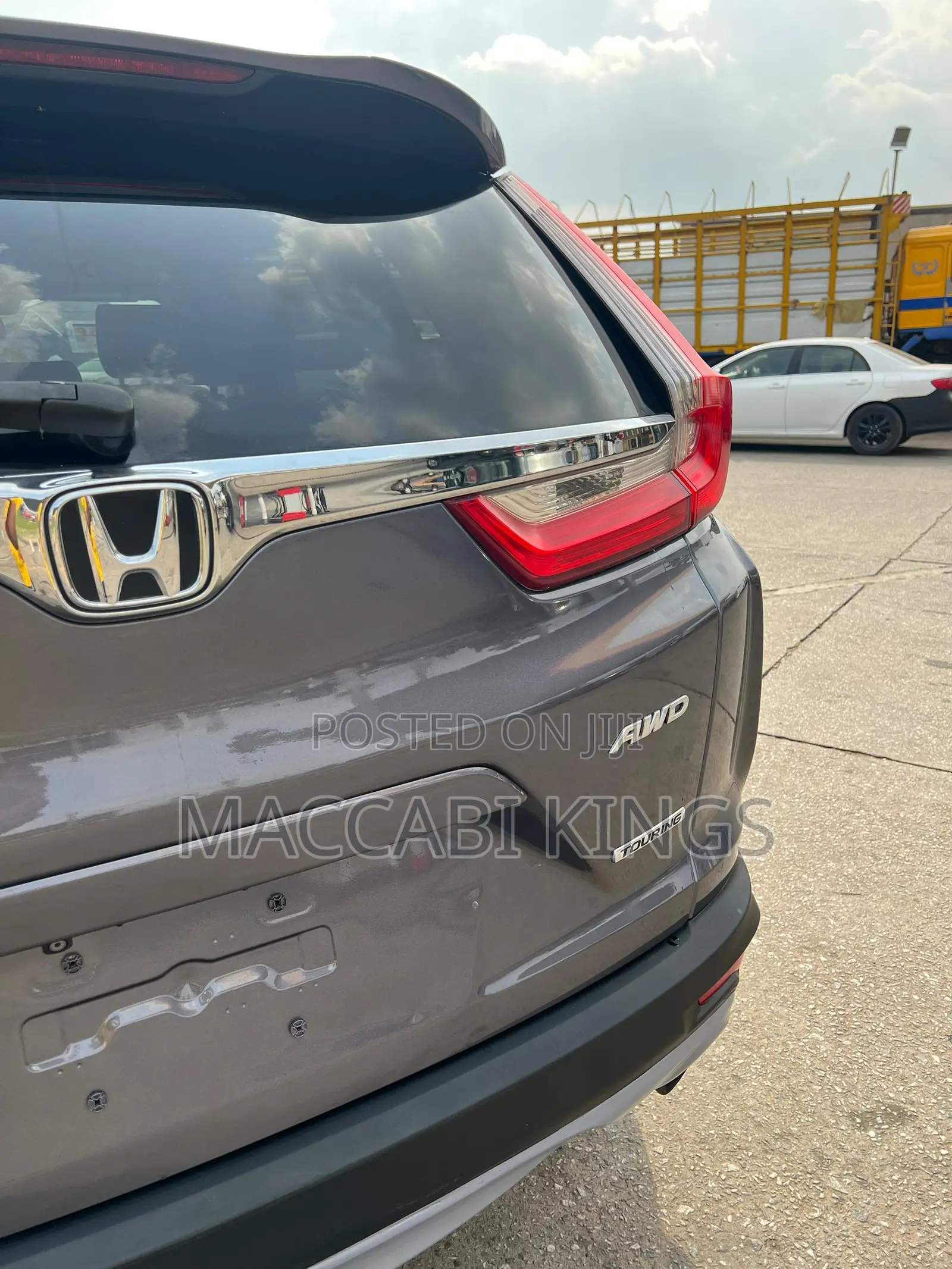 Honda CR-V Touring AWD 2019 Beige