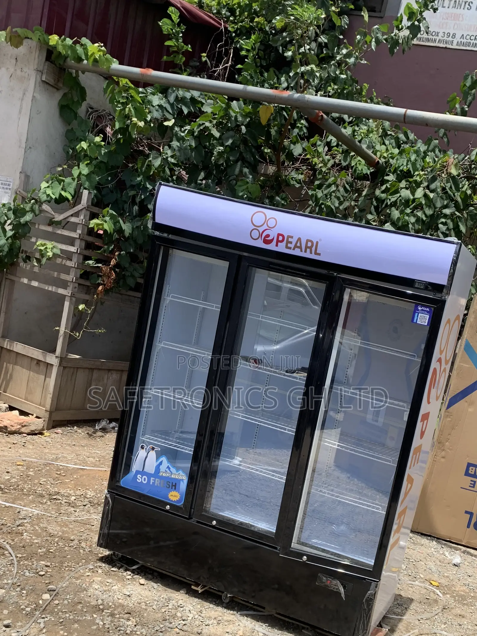 Kindly Buy PVC-150 3-Door Beverage Pearl Display Fridge 950l
