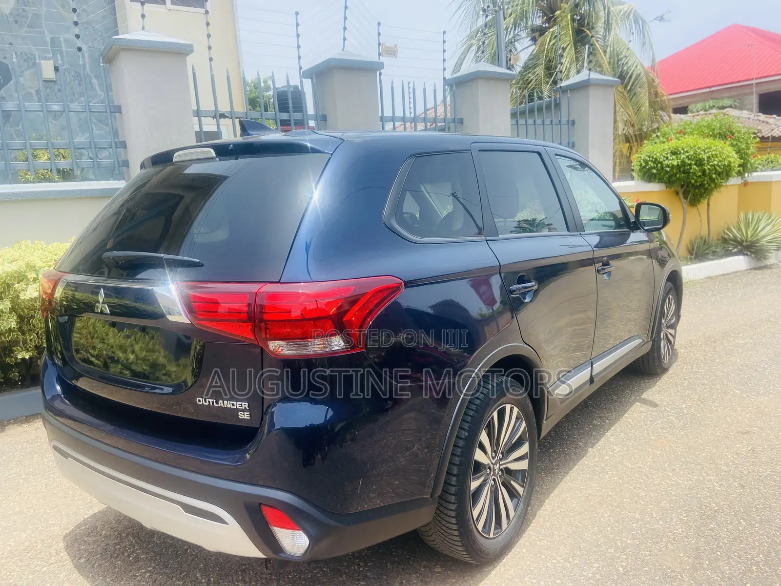 Mitsubishi Outlander SE FWD 2019 Blue