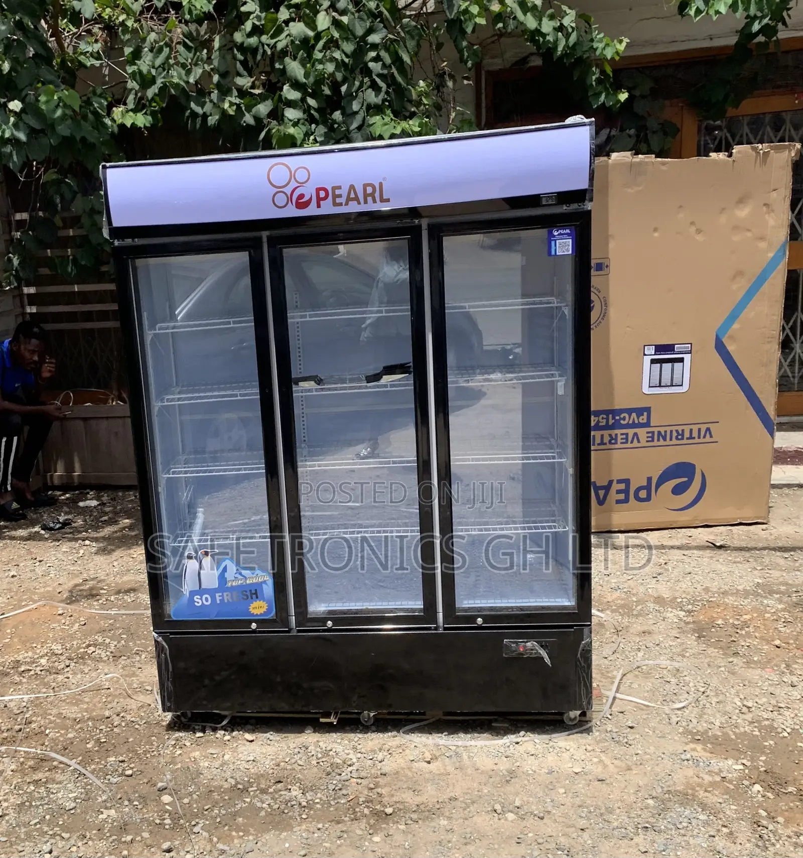 Order Neat PVC-150 3-Door Beverage Display Fridge 950l
