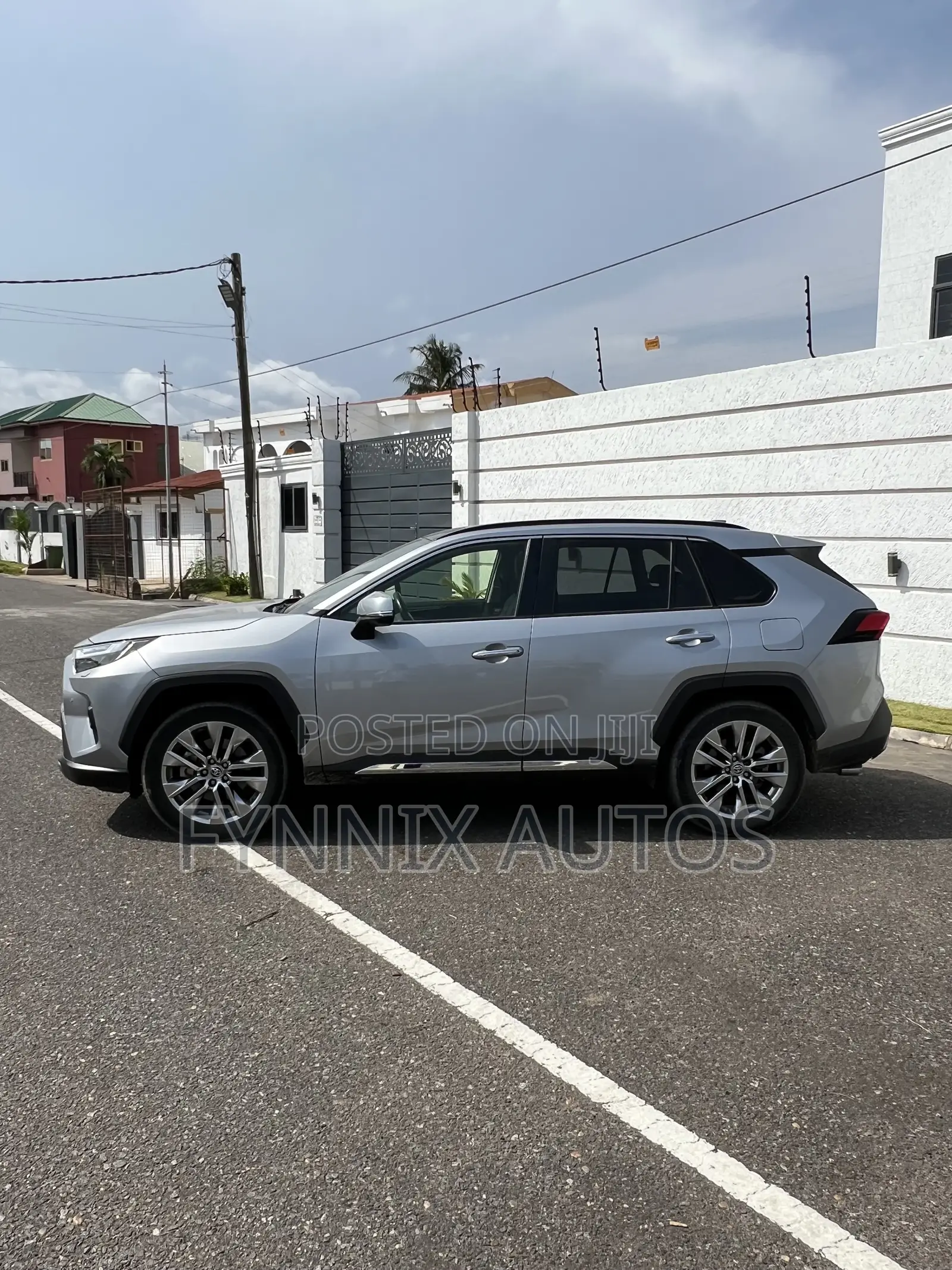 Toyota RAV4 Adventure AWD 2023 Silver