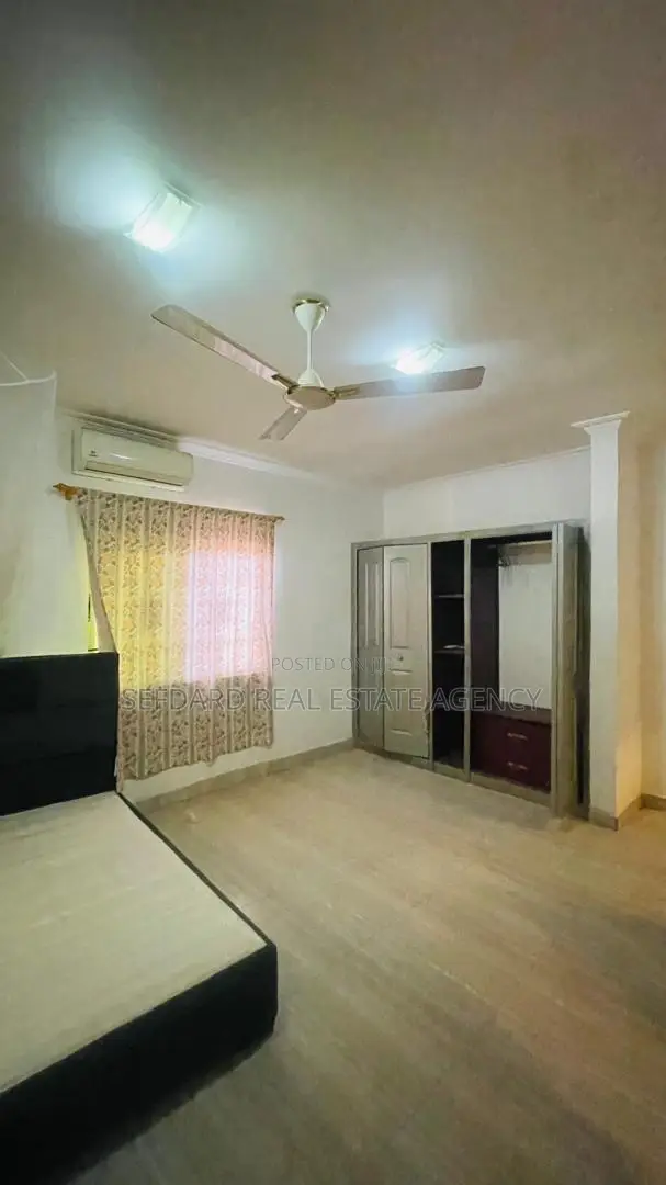 4bdrm House in Sefdard Properties, Amasaman for sale