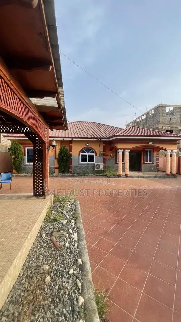3bdrm House in Amasaman Wachild for rent