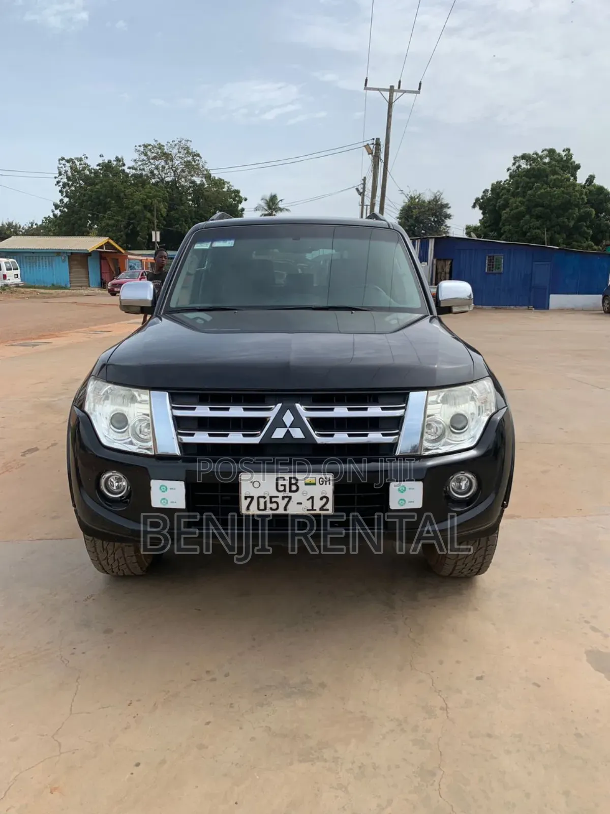 Mistubishi Pajaro for Rental