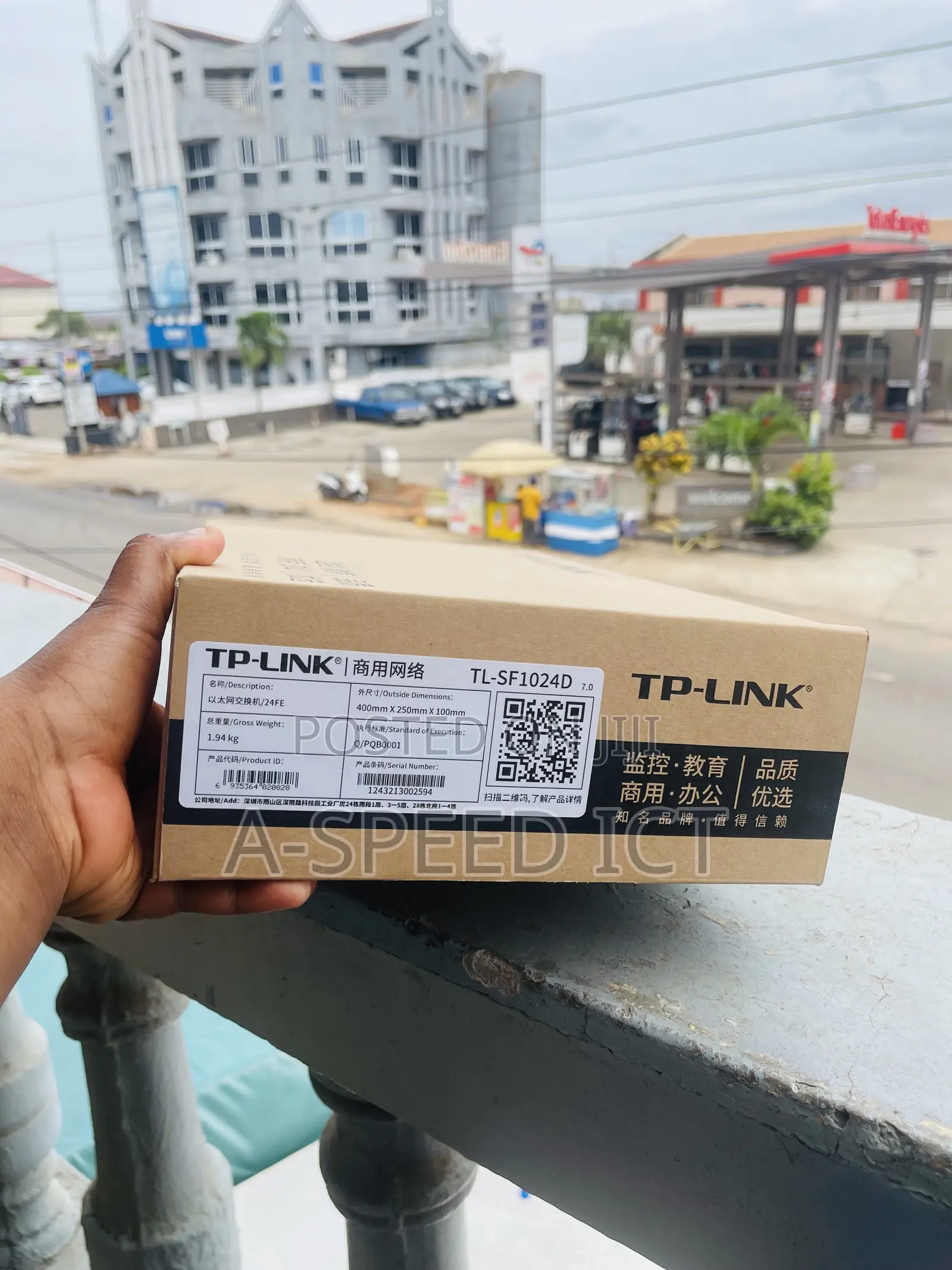 Tp-Link 8 Port/24 Port 10/100 Switch