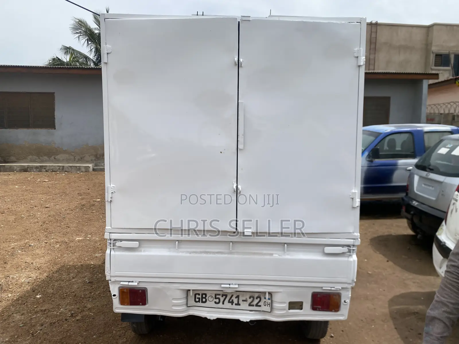 Daihatsu HIJET 2002 White