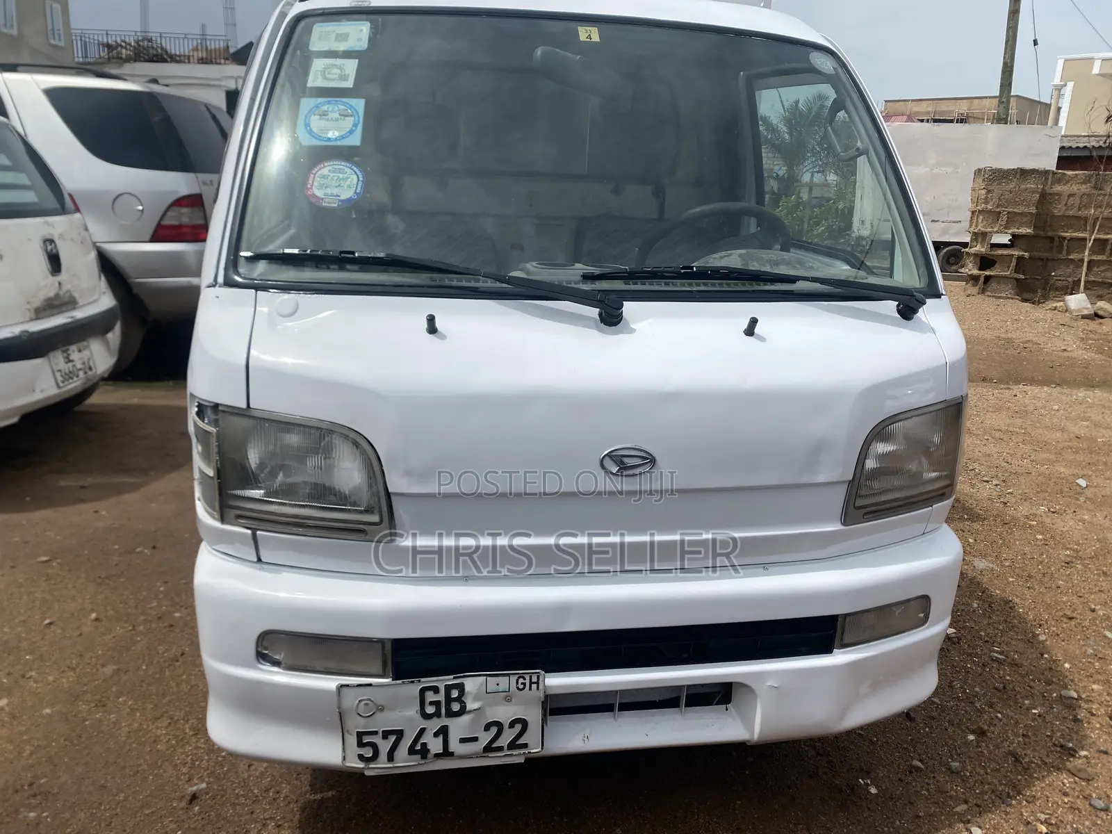 Daihatsu HIJET 2002 White