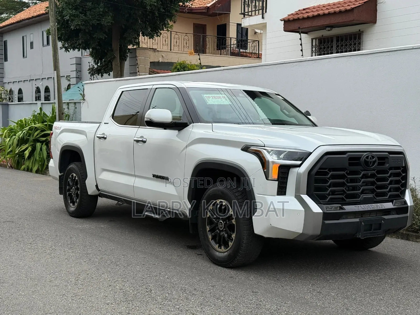 Toyota Tundra Limited CrewMax 6.5' Bed 2024 White