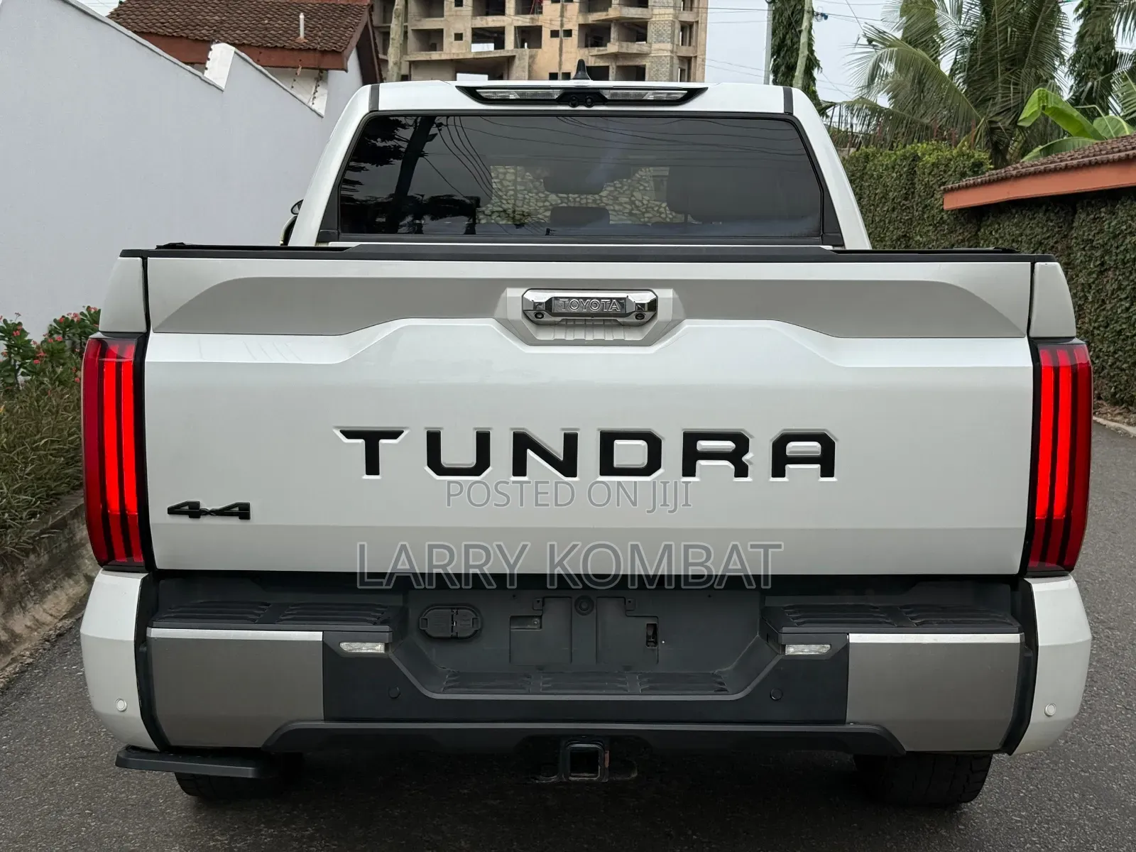 Toyota Tundra Limited CrewMax 6.5' Bed 2024 White