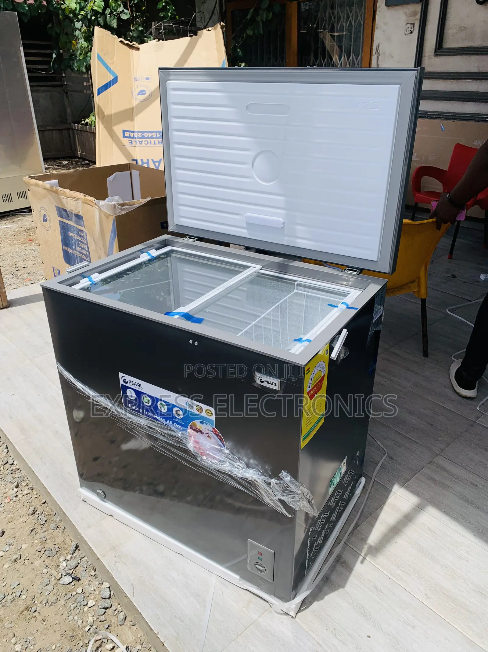 Beat Buy for Less Pearl PCF-2620-13m Single Door Chest Freezer