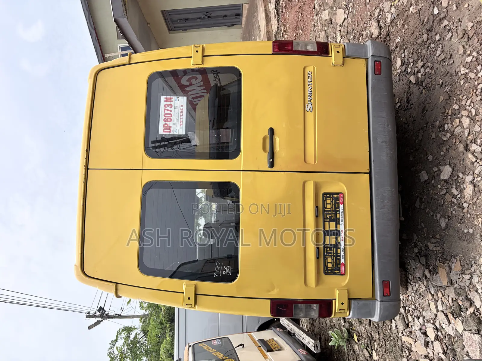 Mercedes-Benz Sprinter 1998 Yellow