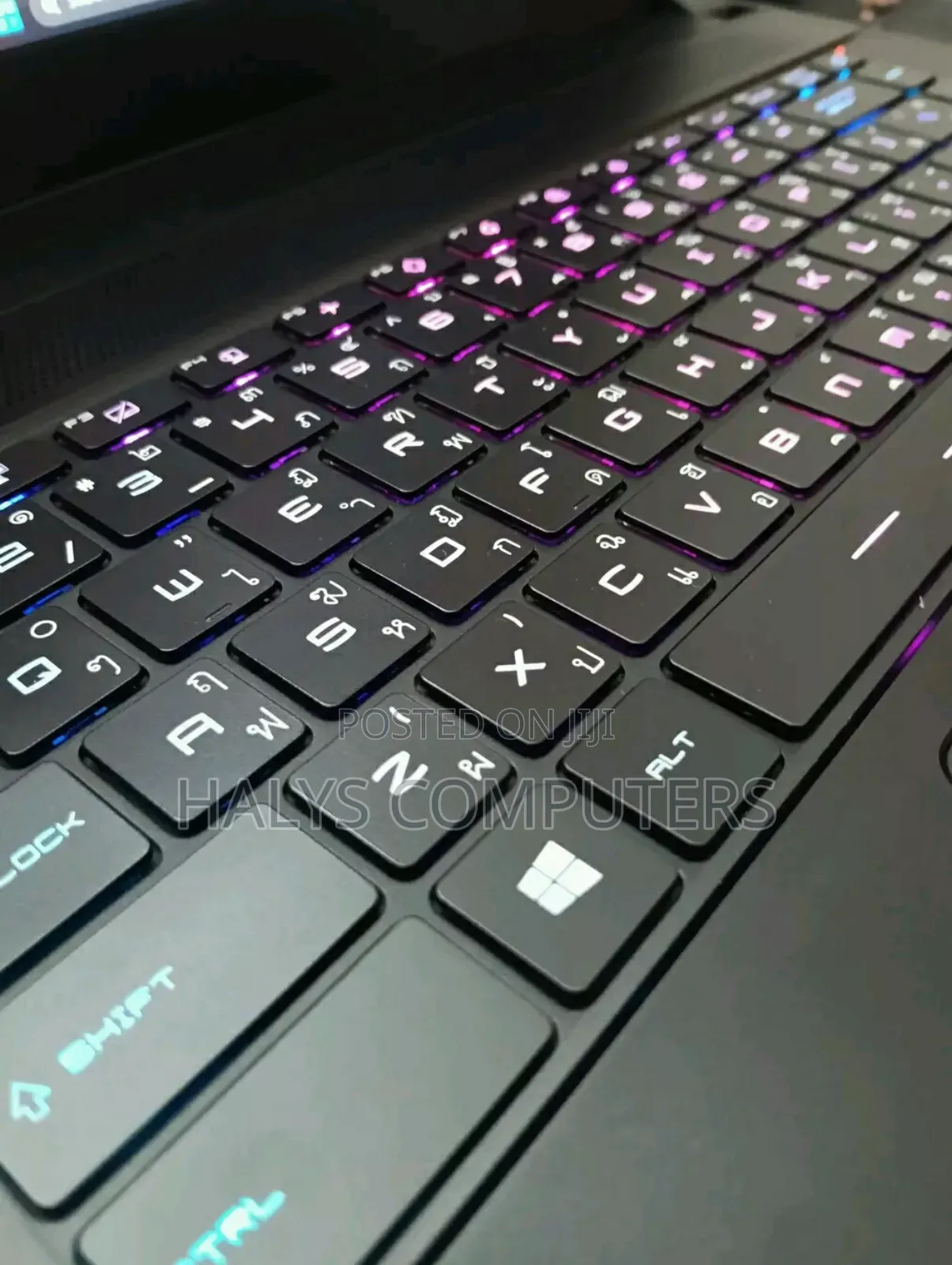 New Laptop MSI GF65 Thin 10UE 16GB Intel Core i7 SSD 1T