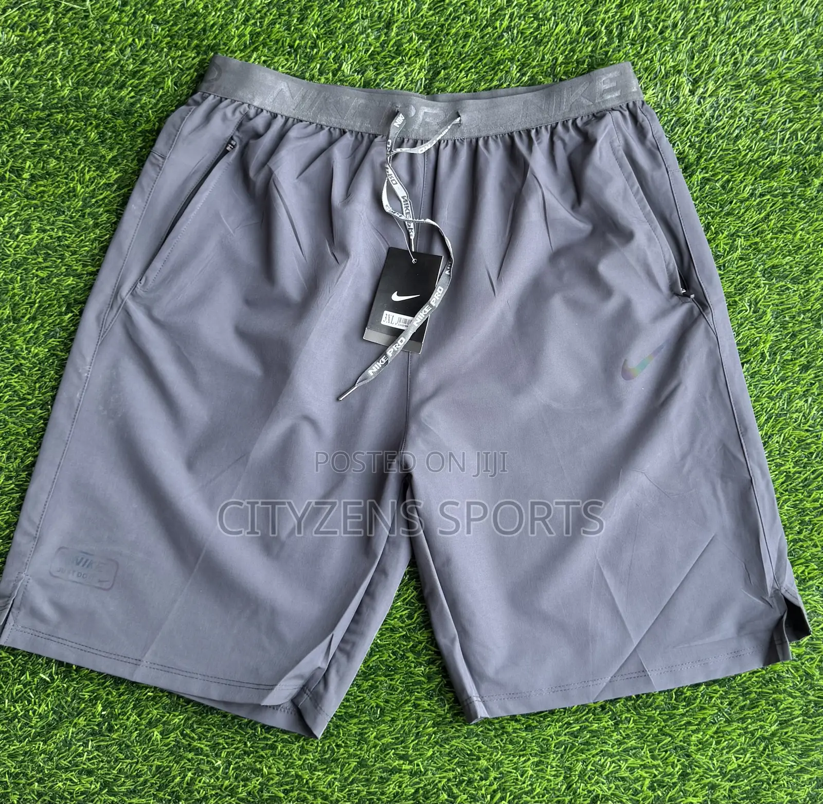 Original Nike Ash Color Shorts