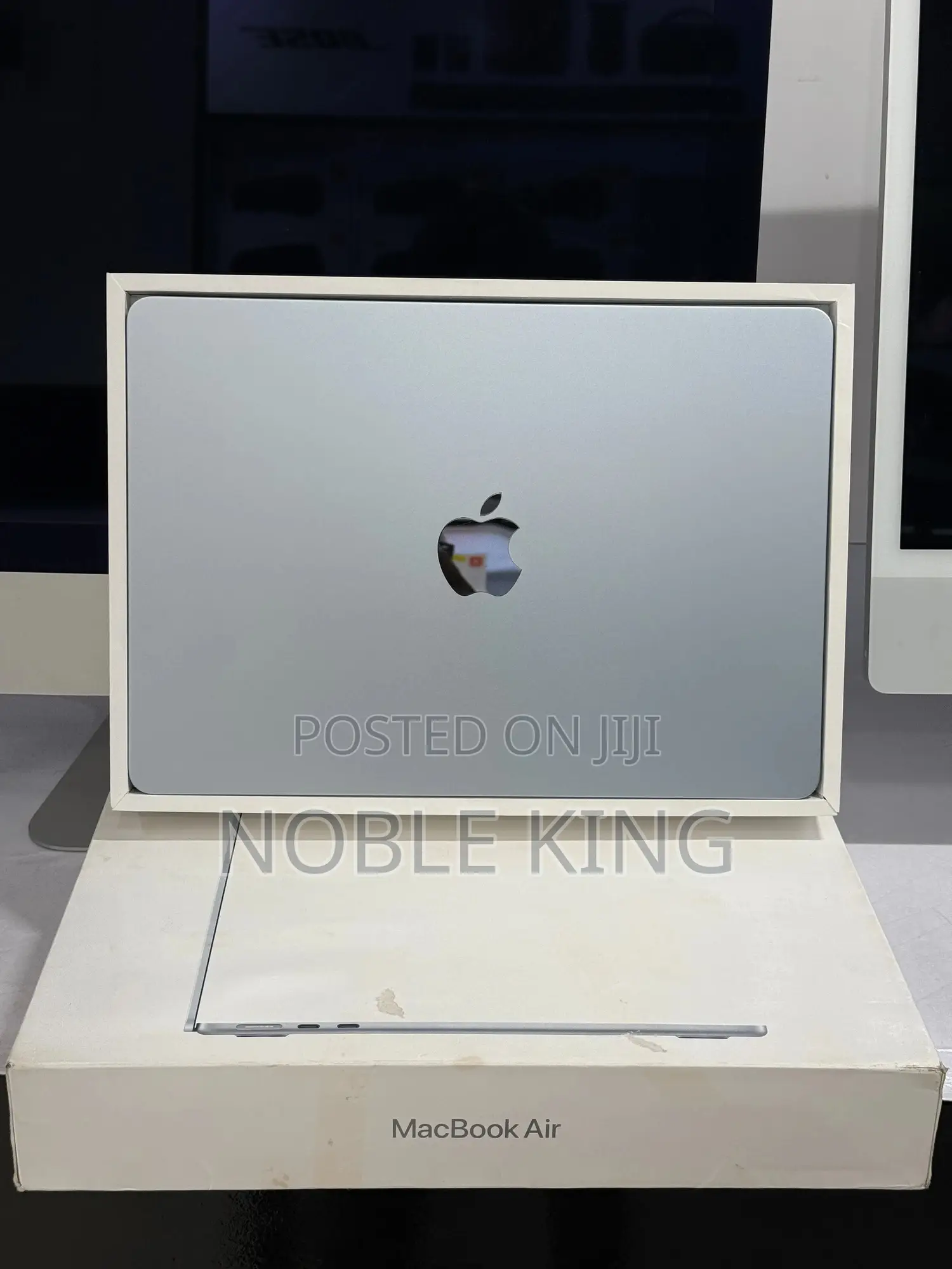 Laptop Apple MacBook Air 2025 M4 13-inch 16GB Apple M4 SSD 256GB