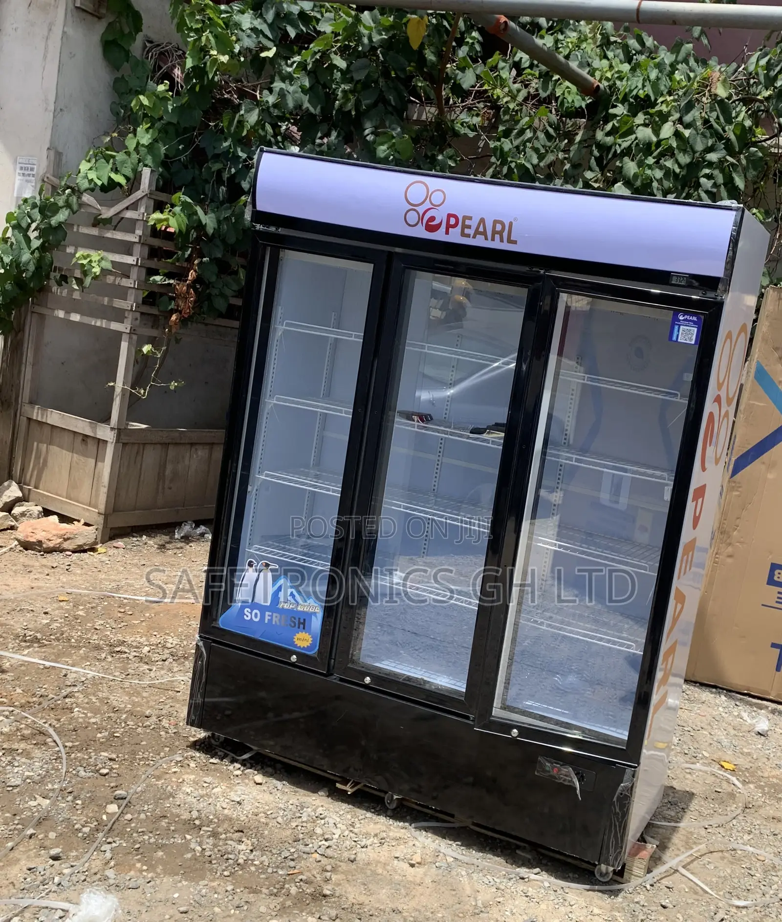 Original Good Pearl 3 Doors Glass Display Fridge 950 Liters