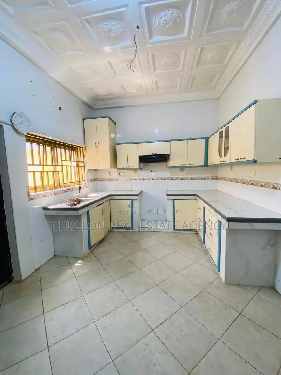 5bdrm Duplex in Achimota Petroleum, The Mall for rent