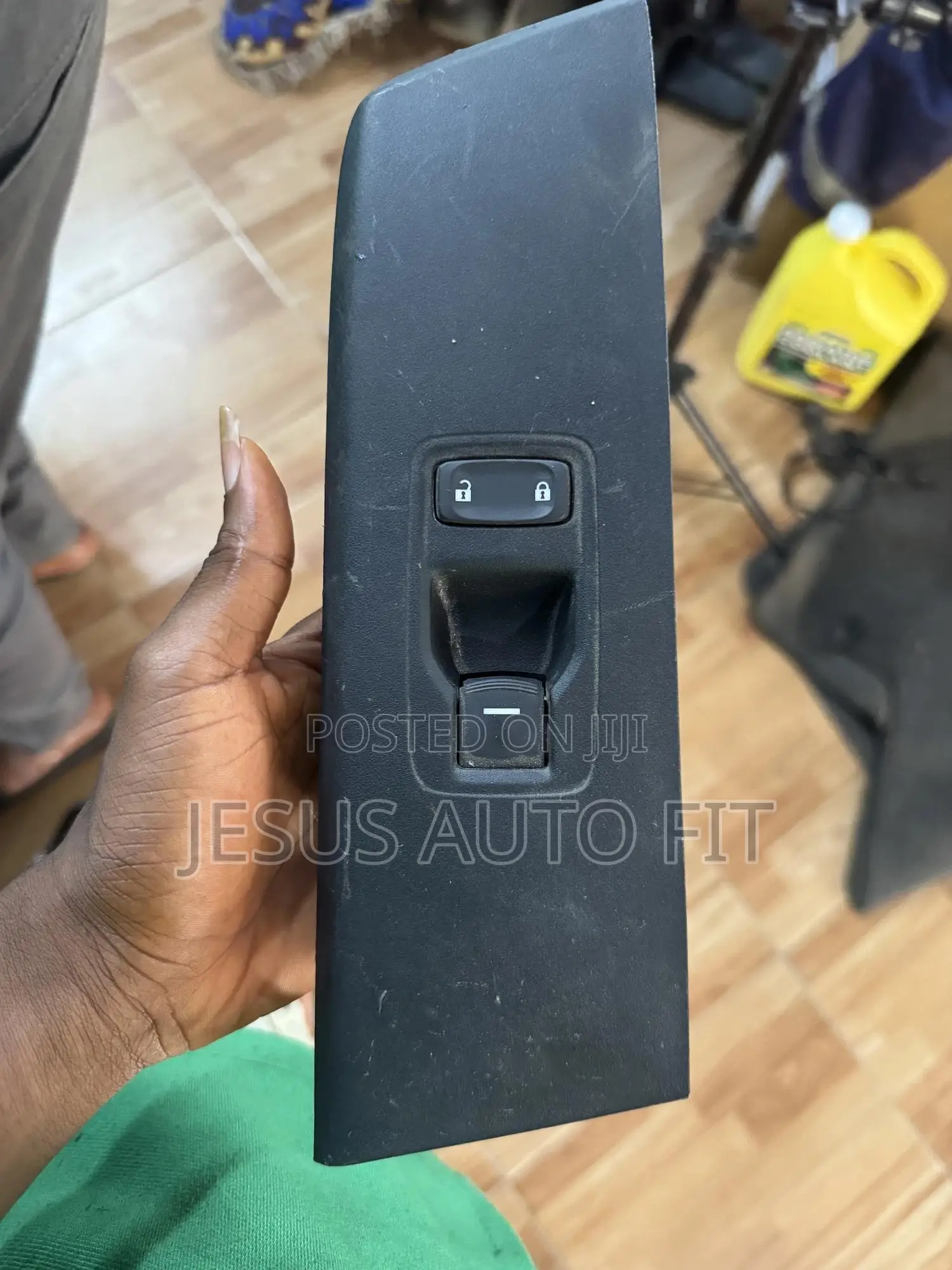 Honda CRV 2022-2025 Passenger Door Electrical Switch(Q27-6081-1202)