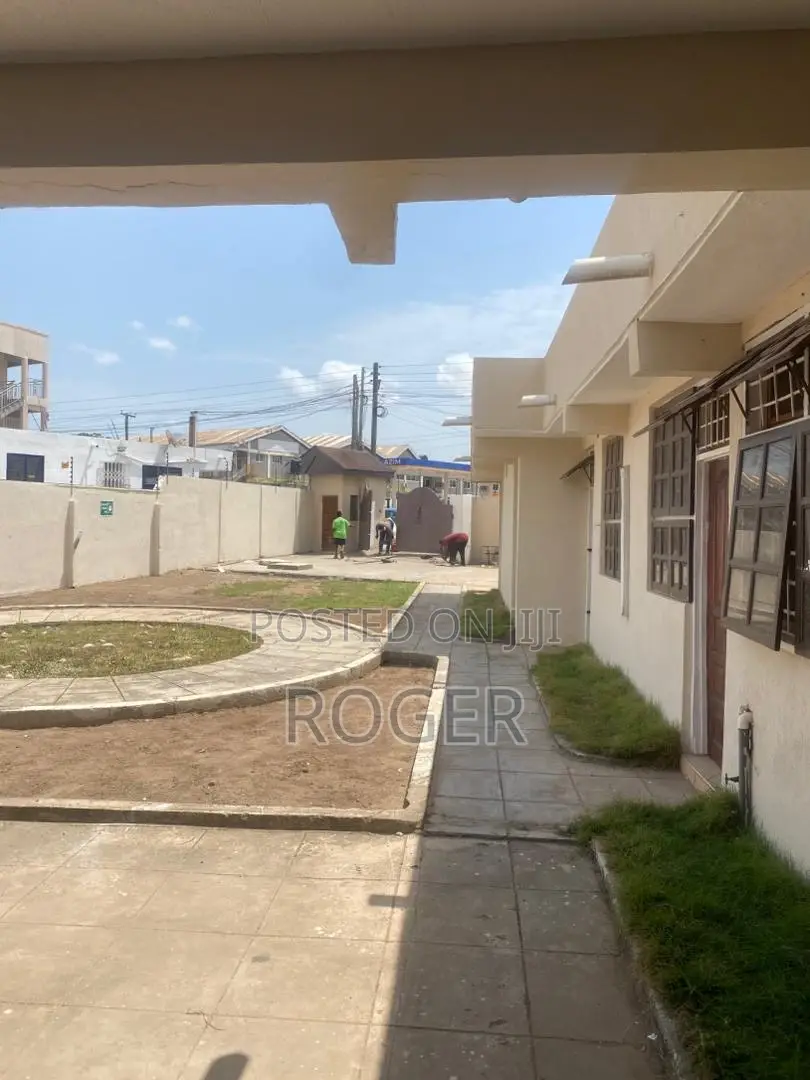 12 Bedroom Office Space for Rent